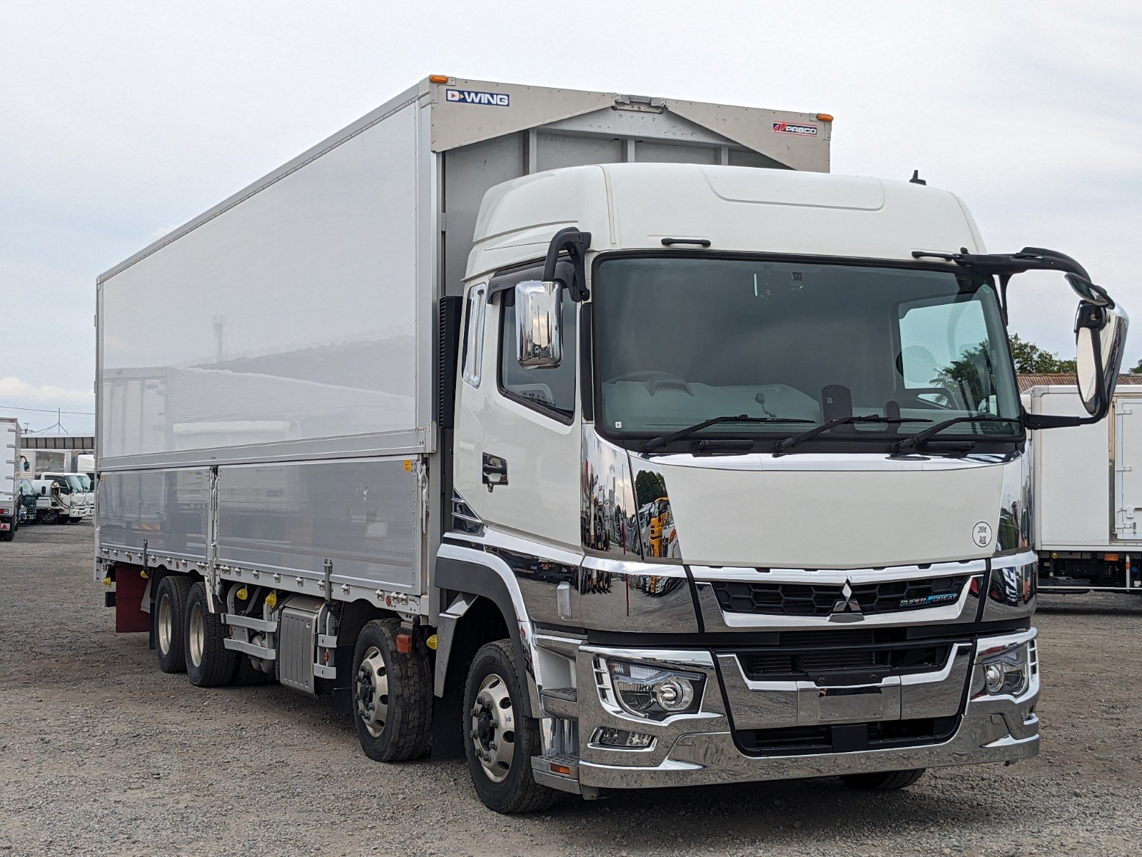 vehicle_image_20260527110118MoWG1WolGu.jpg