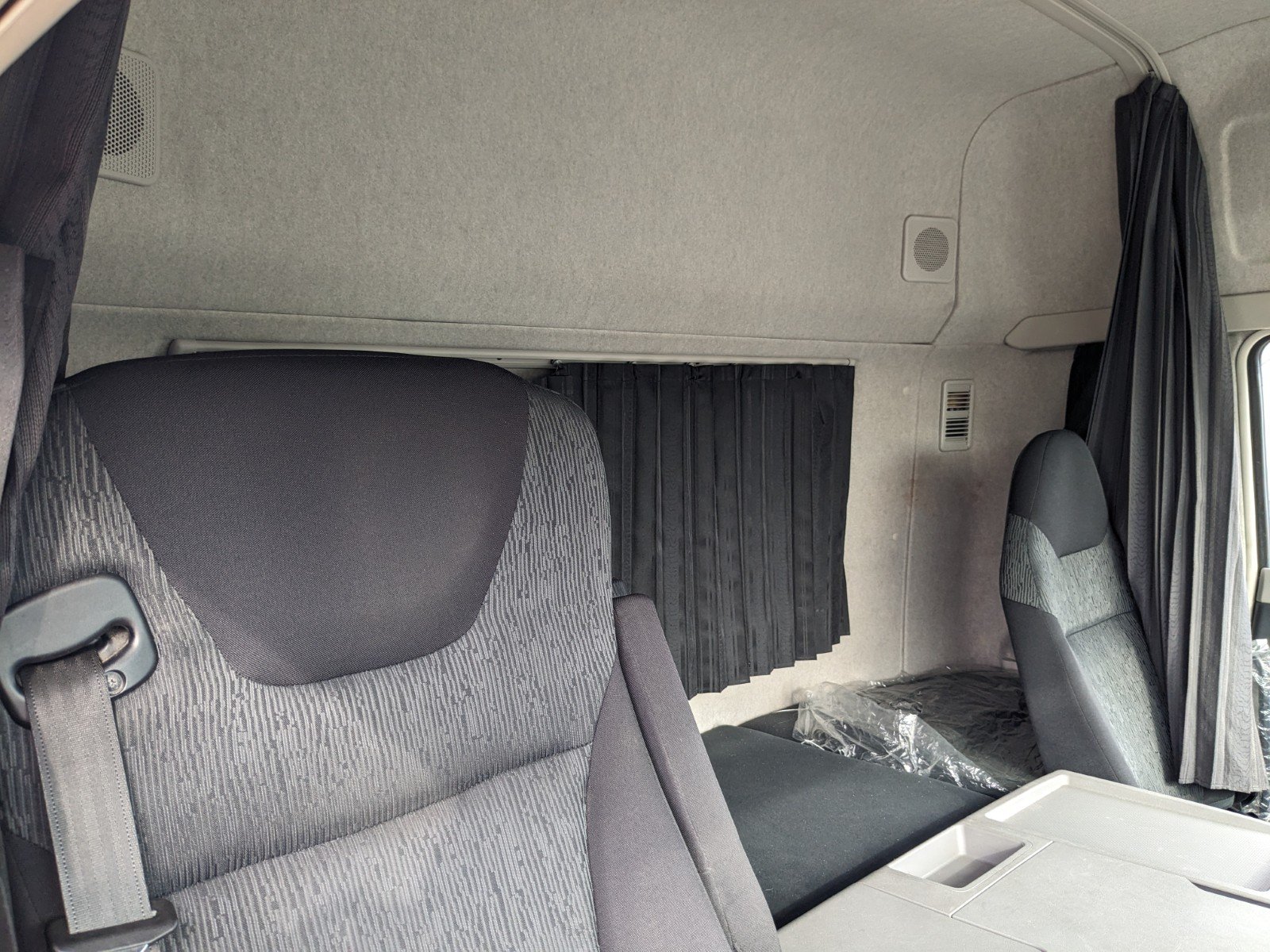 vehicle_image_20260527110118wY7qJfGv49.jpg