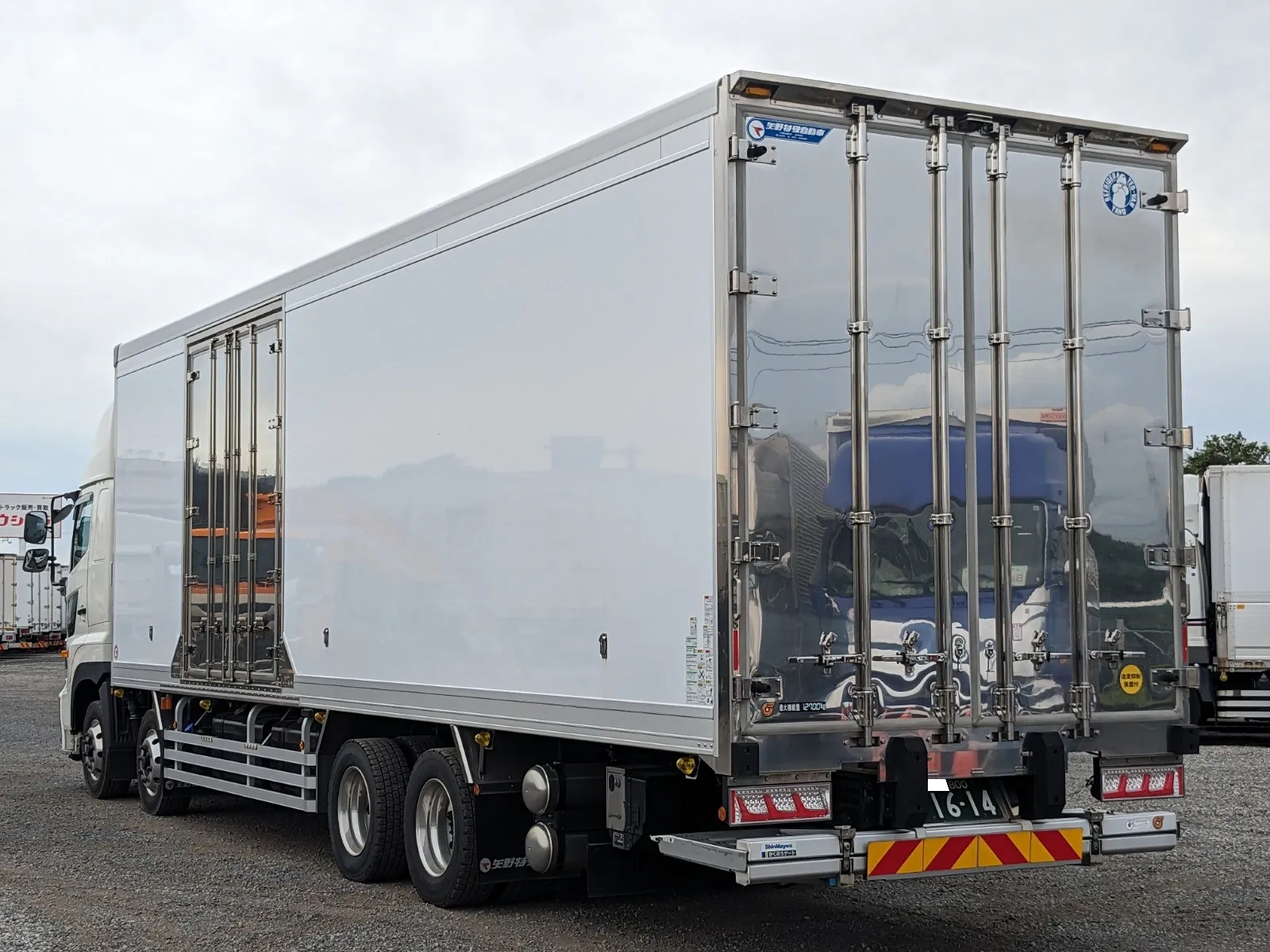 vehicle_image_20260623102807Mfa8VdUJwg.webp