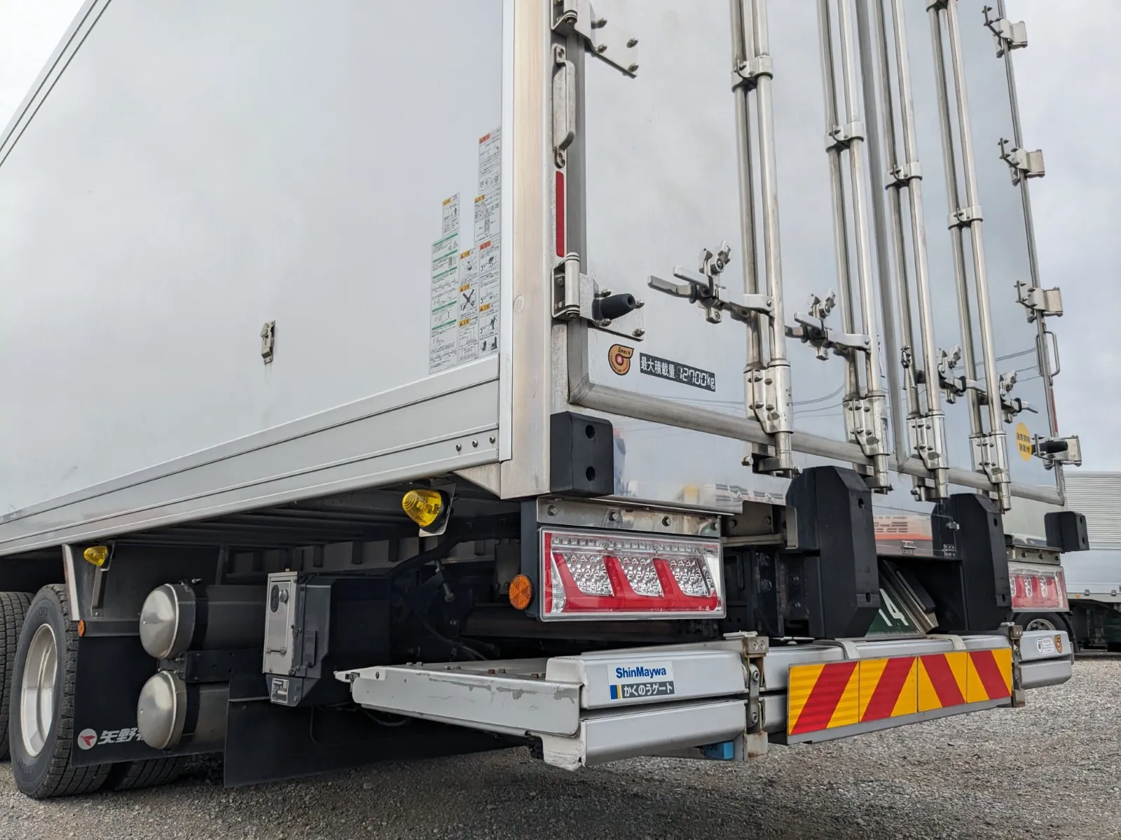 vehicle_image_202606231028081oLIX6qTTC.webp