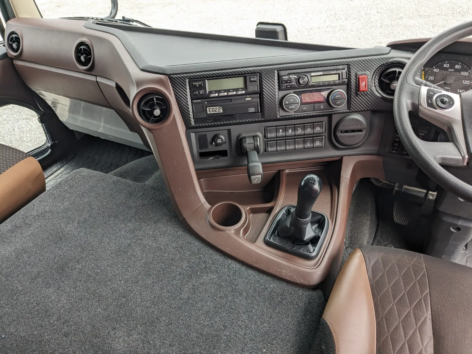 vehicle_image_20260623102827omlh4PfaUs.webp