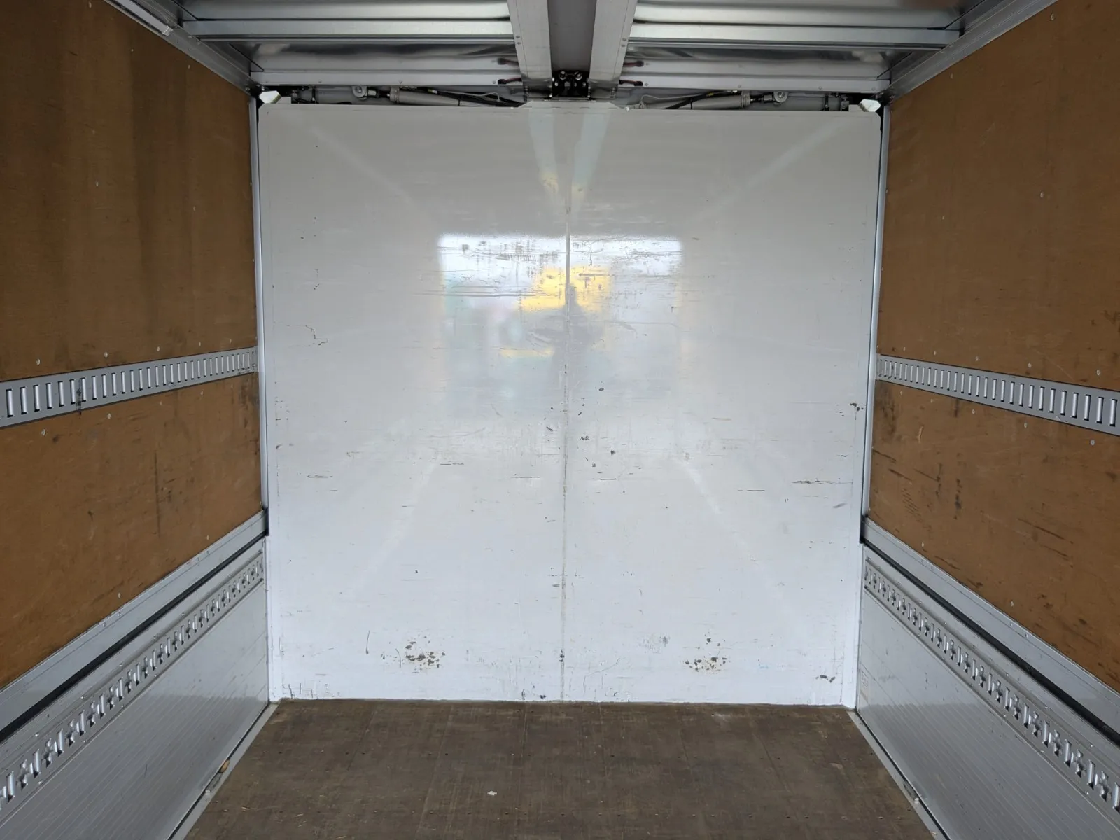 vehicle_image_20260716091413PqxLEHuxfd.webp
