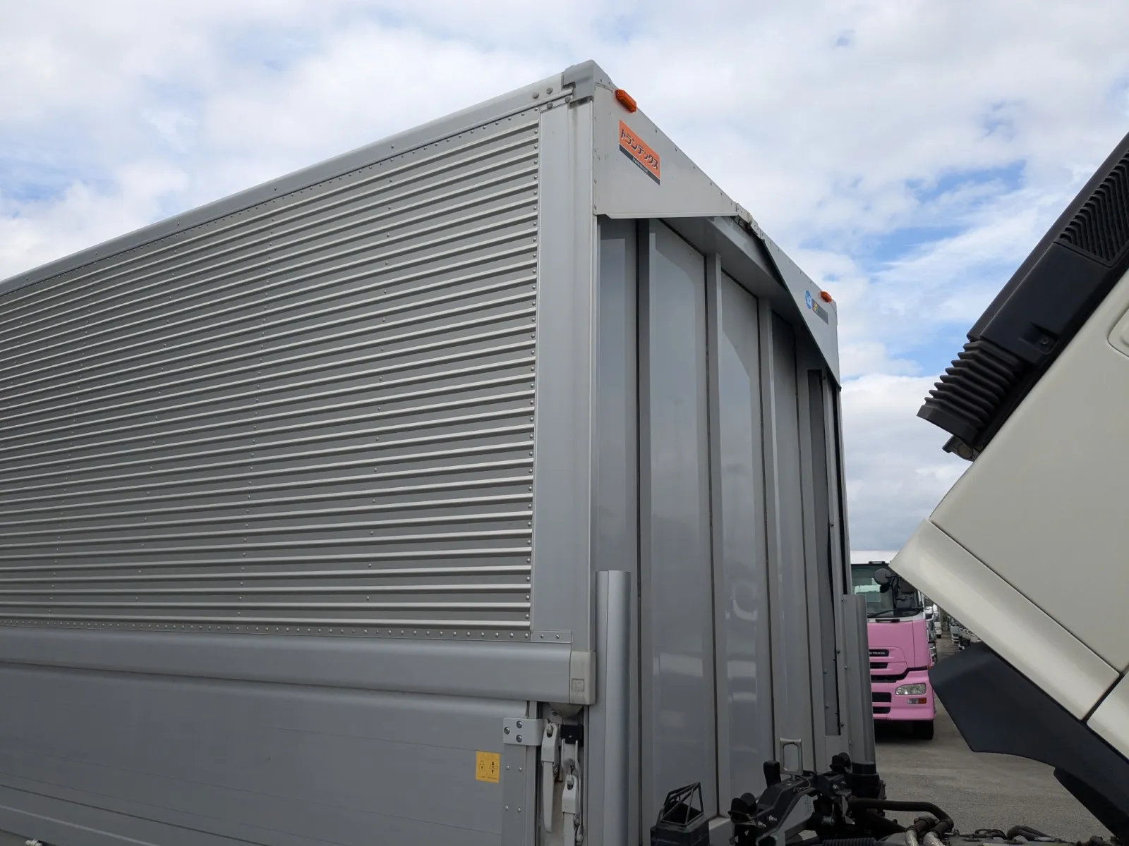 vehicle_image_20260716091422k5E6GNLj6l.webp