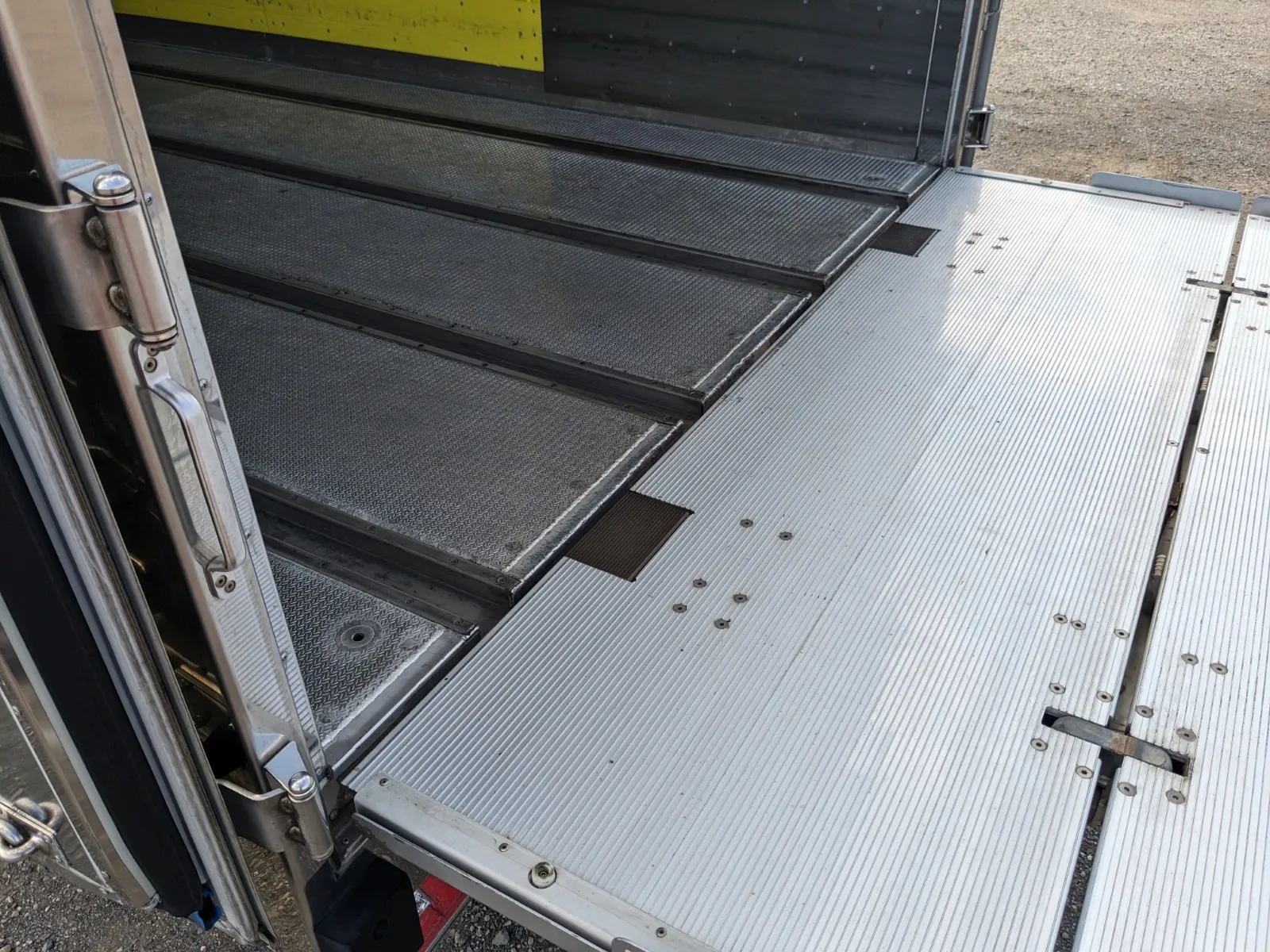 vehicle_image_20260616180720ierFV25jlH.webp