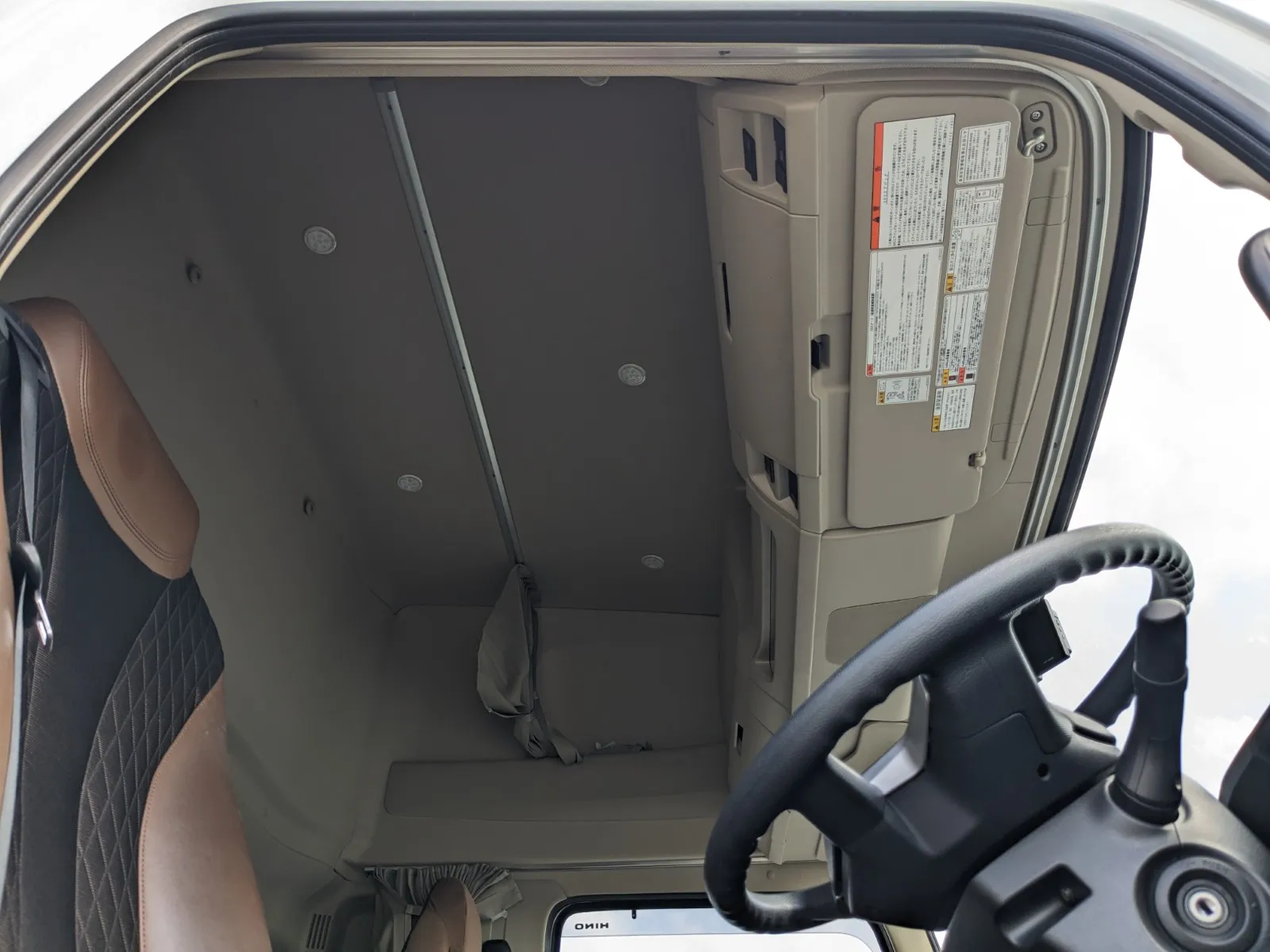vehicle_image_20260616180720n964uCTVYy.webp