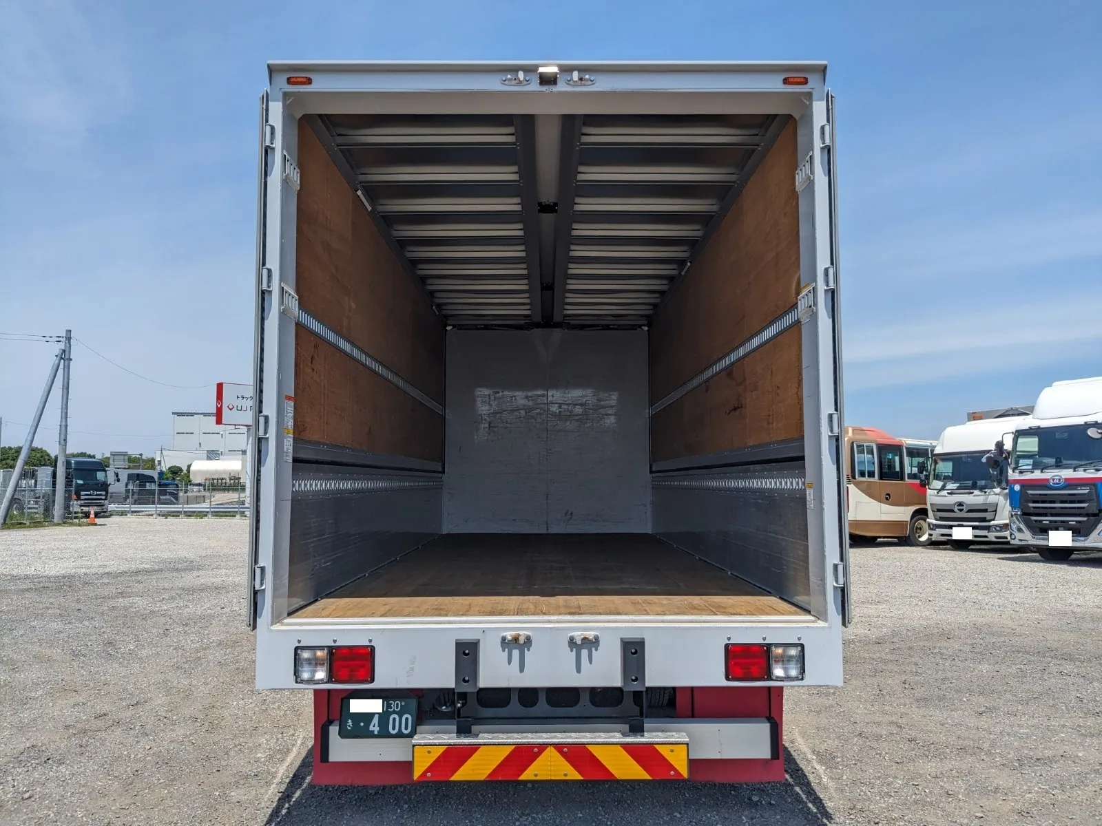 vehicle_image_202606190925426CGBAX27pd.webp