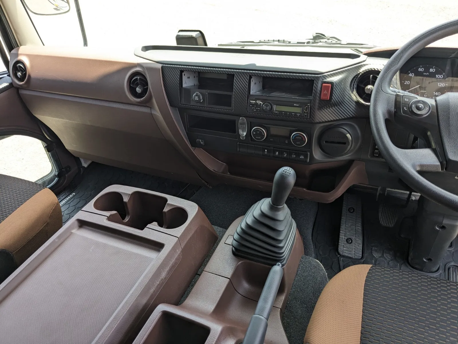 vehicle_image_202606190925427sdVw3BESs.webp