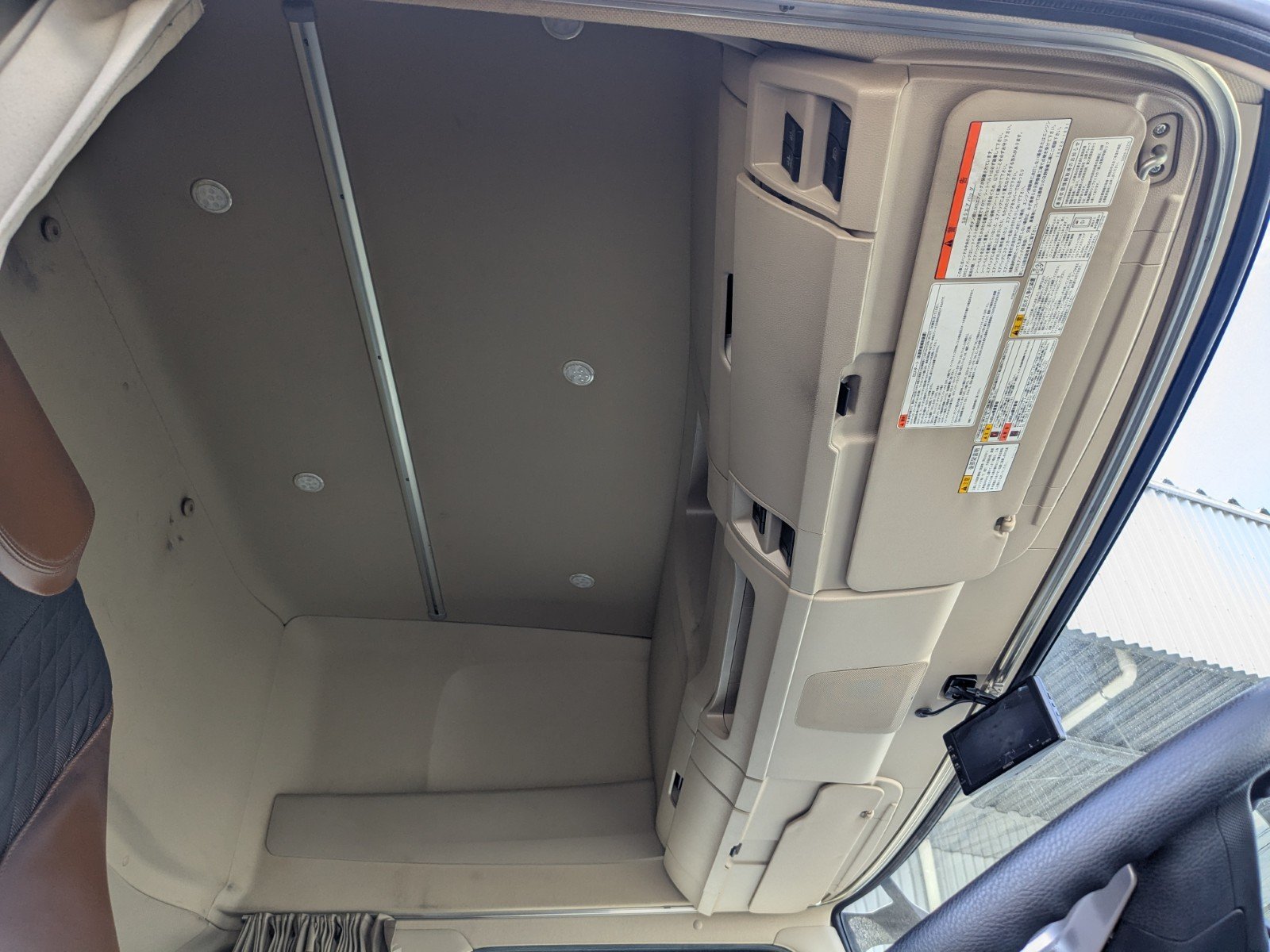 vehicle_image_202605201102028eqeguUXxD.jpg