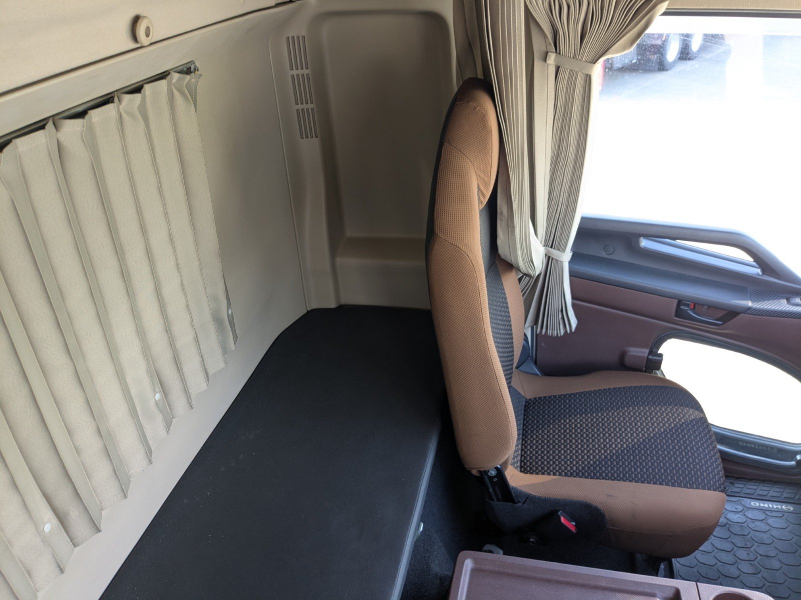 vehicle_image_2026051510071622FSTHGcQF.jpg