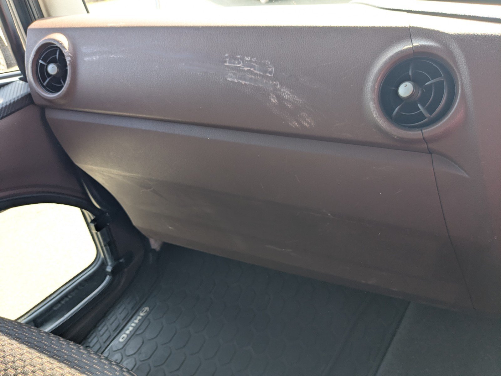 vehicle_image_20260515100716mHEEgkPtMx.jpg