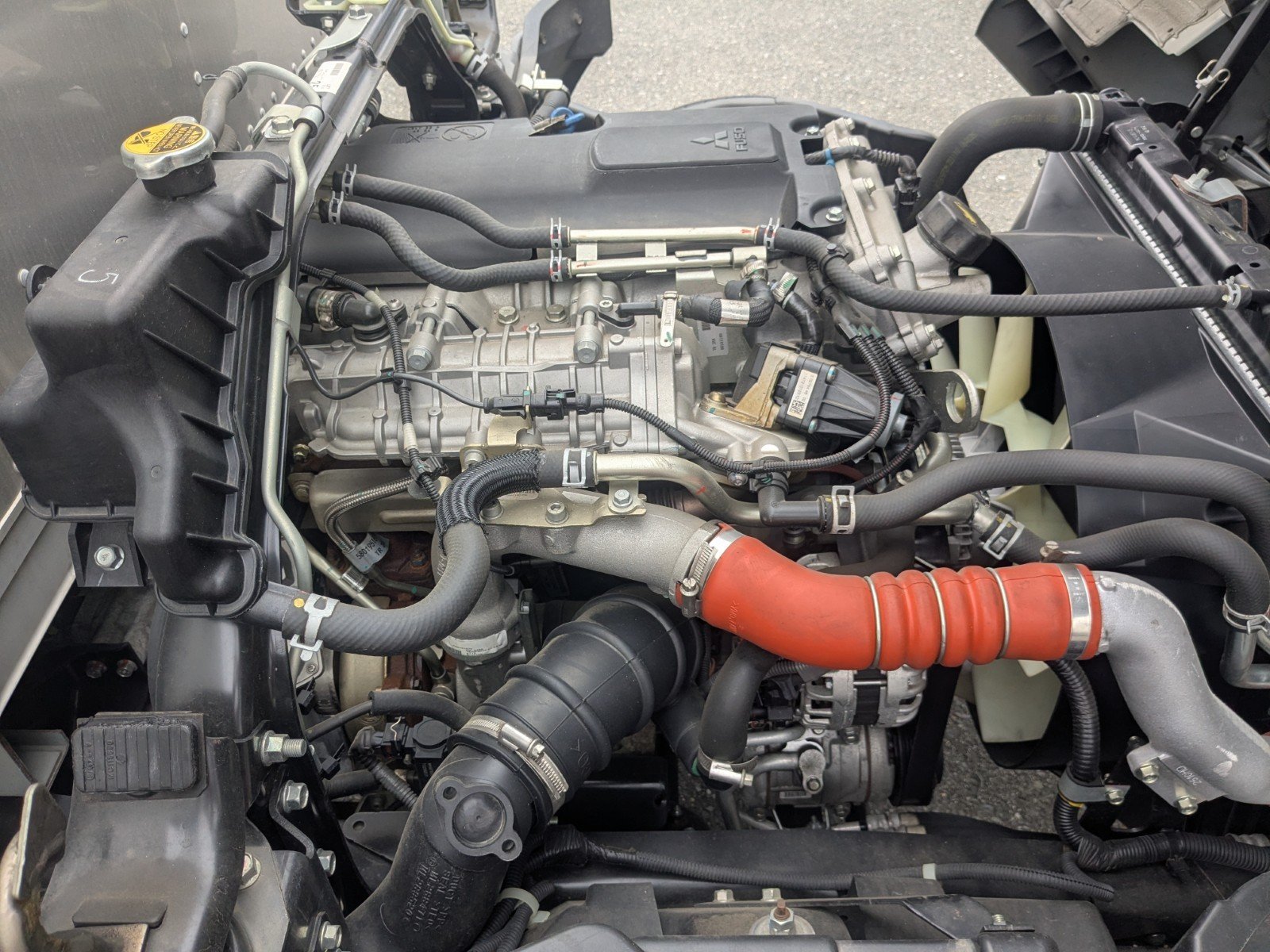 vehicle_image_20260501101336d0IJ172OEM.jpg