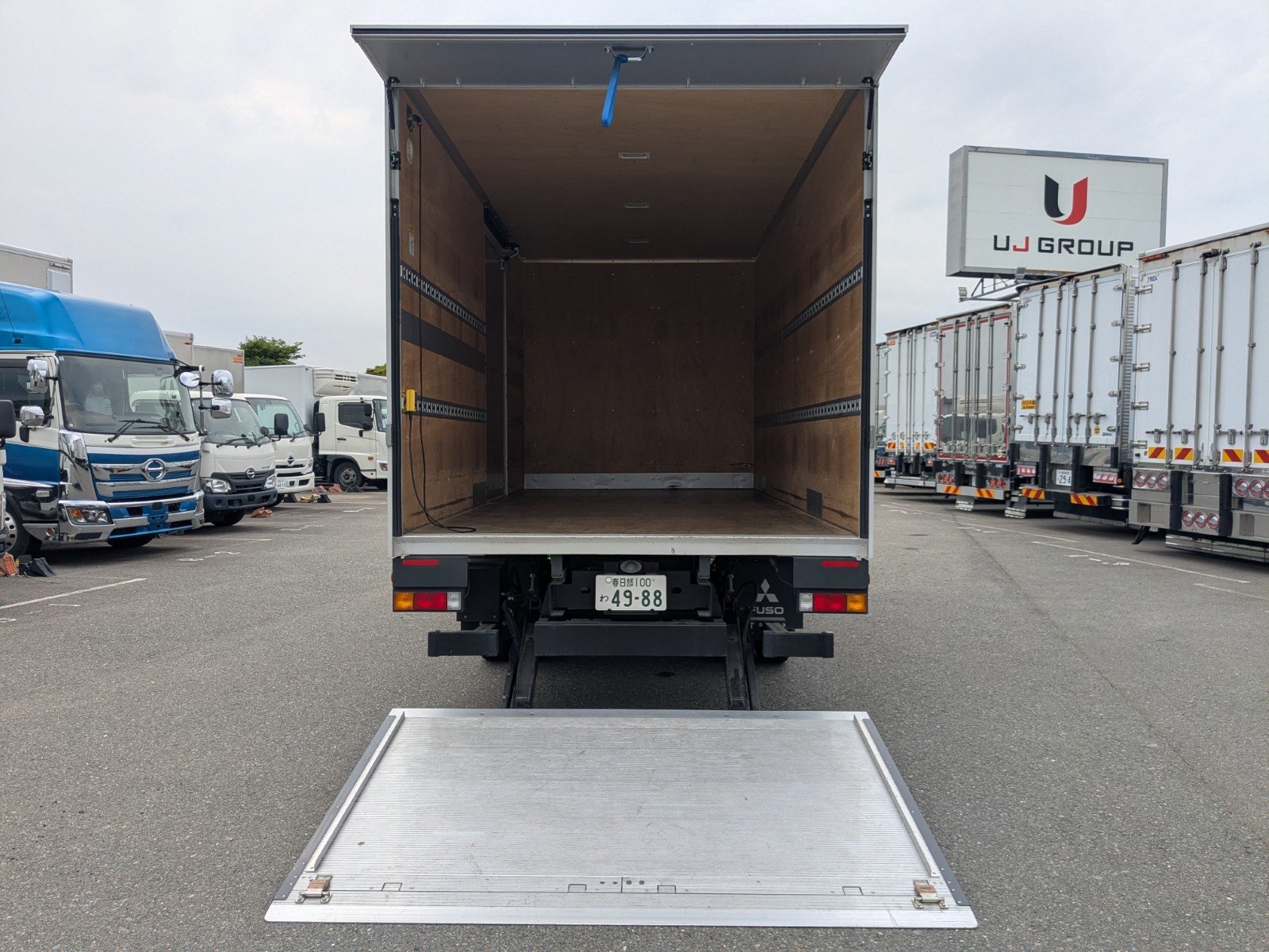 vehicle_image_20260501101336pzgJarUX4Y.jpg
