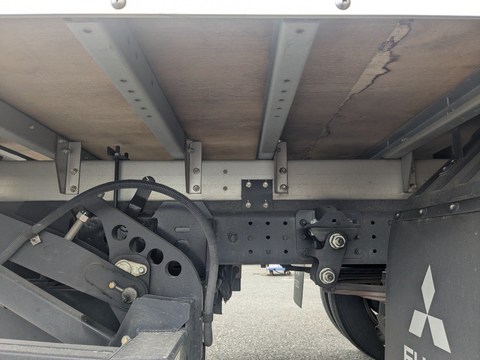 vehicle_image_20260501101336tocjwx1dBJ.jpg