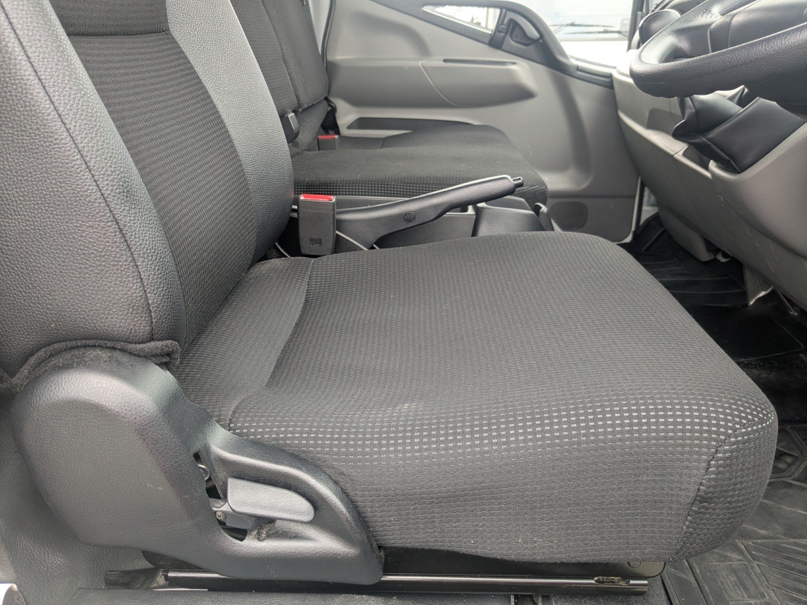 vehicle_image_20260501101336uTZmKngPWo.jpg