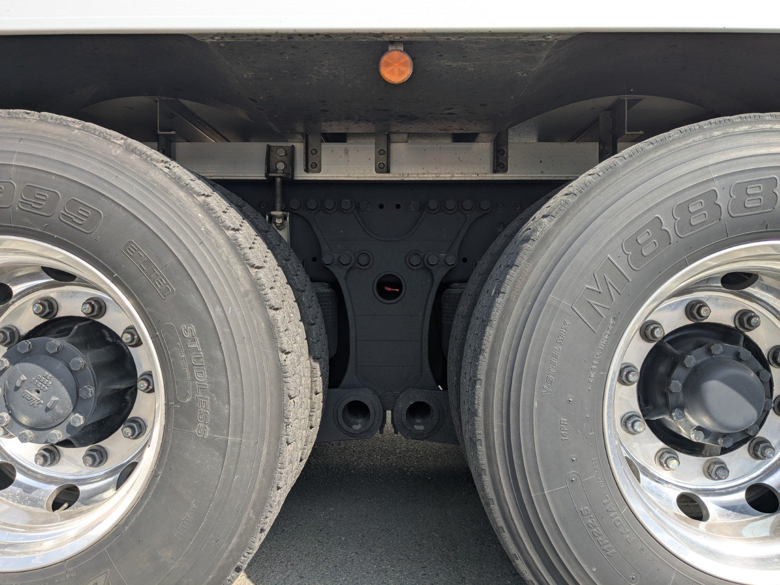 vehicle_image_202603231942099EDYv4YnvR.jpg