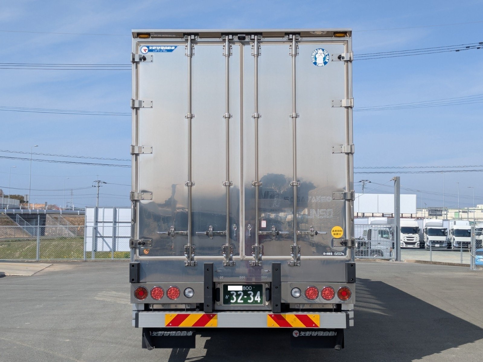 vehicle_image_20260323194209hatfM1Hhf9.jpg