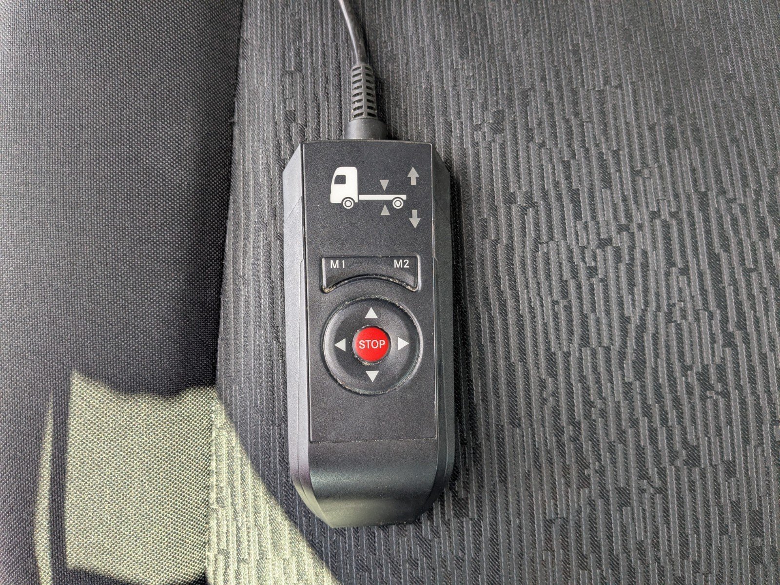 vehicle_image_20260309163237GKAZR27R5y.jpg