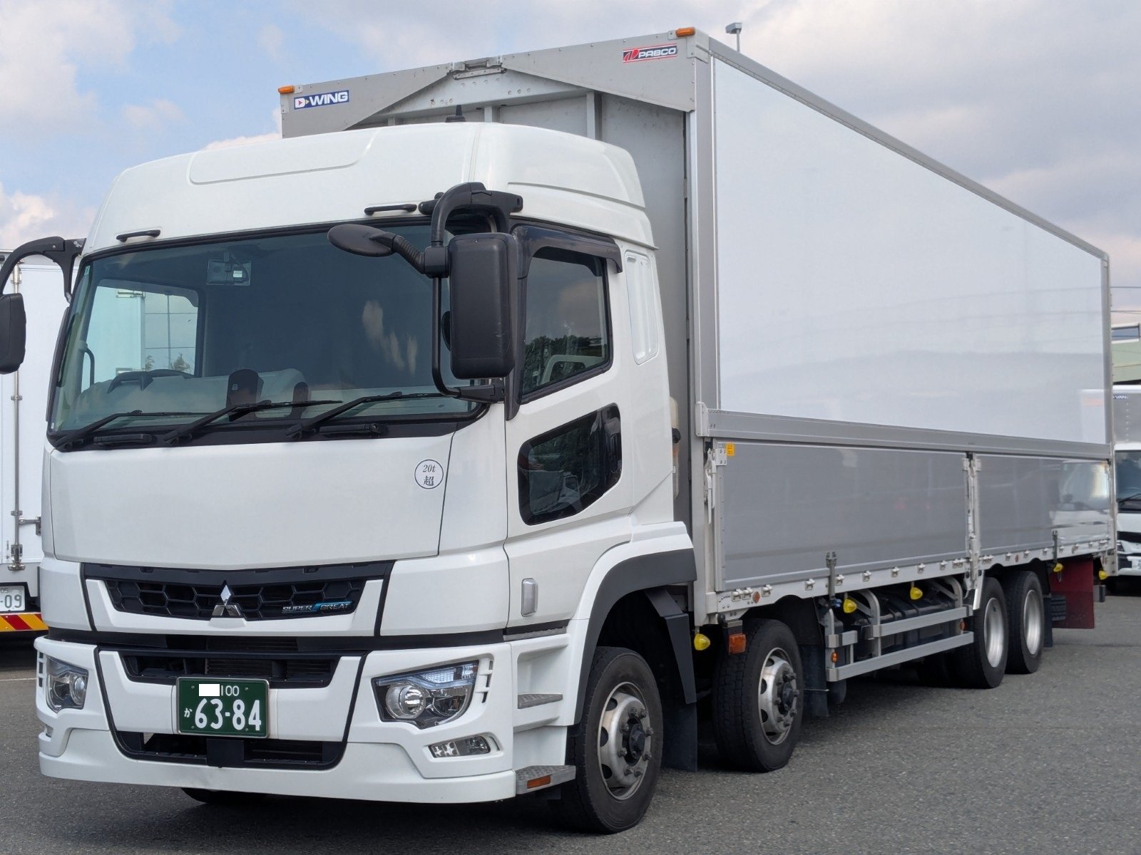 vehicle_image_20260309163237RqnGGOZdCr.jpg
