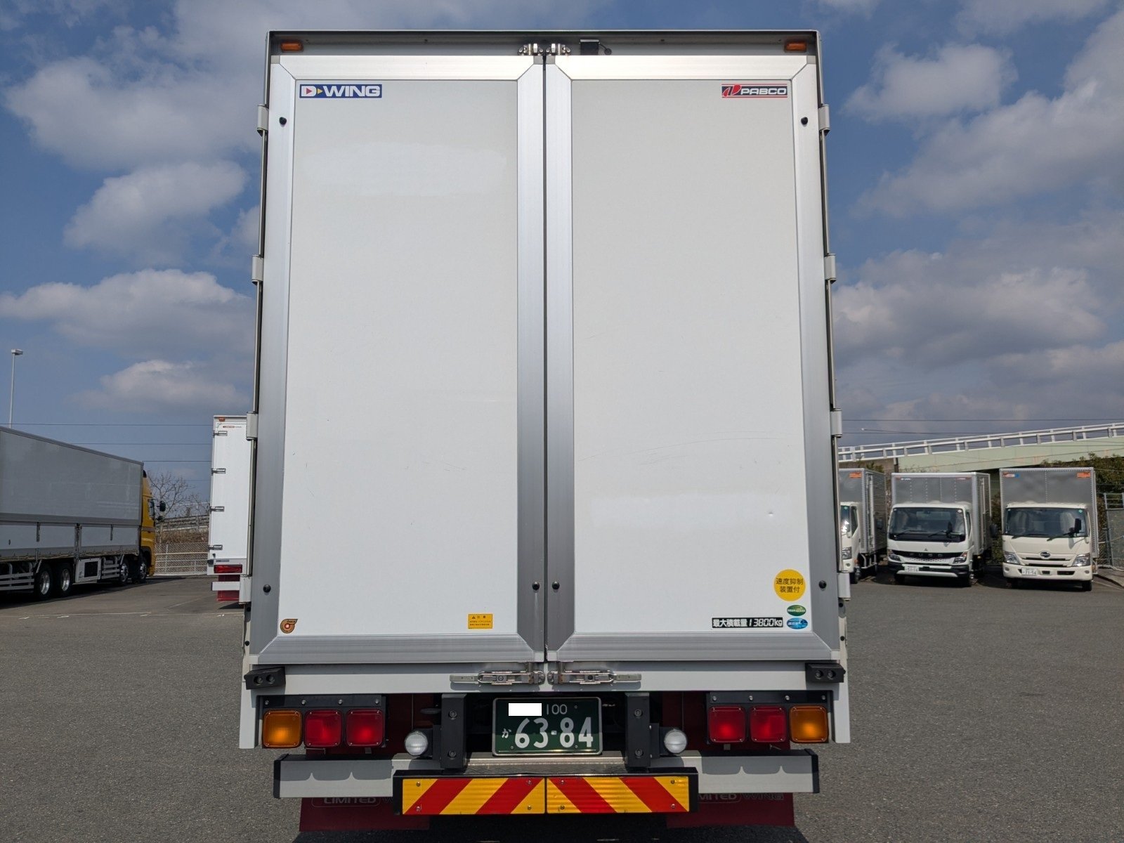 vehicle_image_20260309163237SA4A4a5dLR.jpg