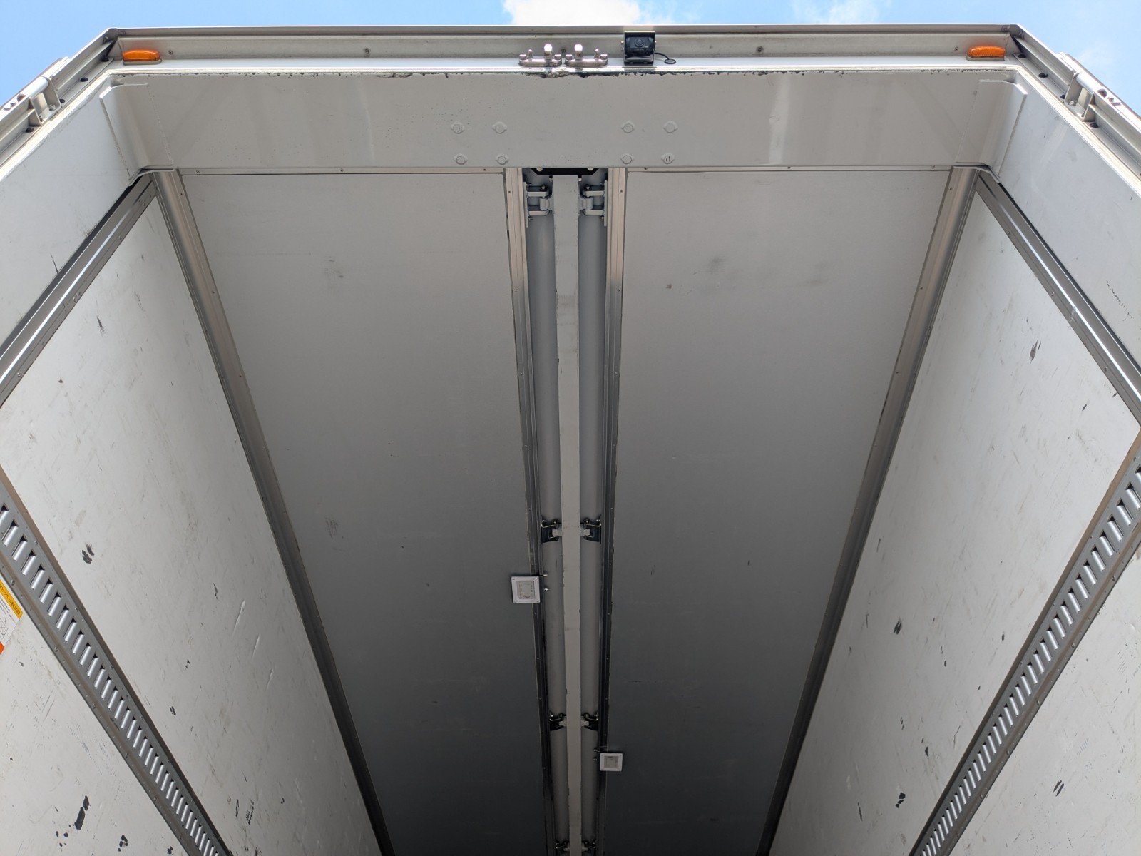 vehicle_image_20260309163237Yl0sE5hiyt.jpg