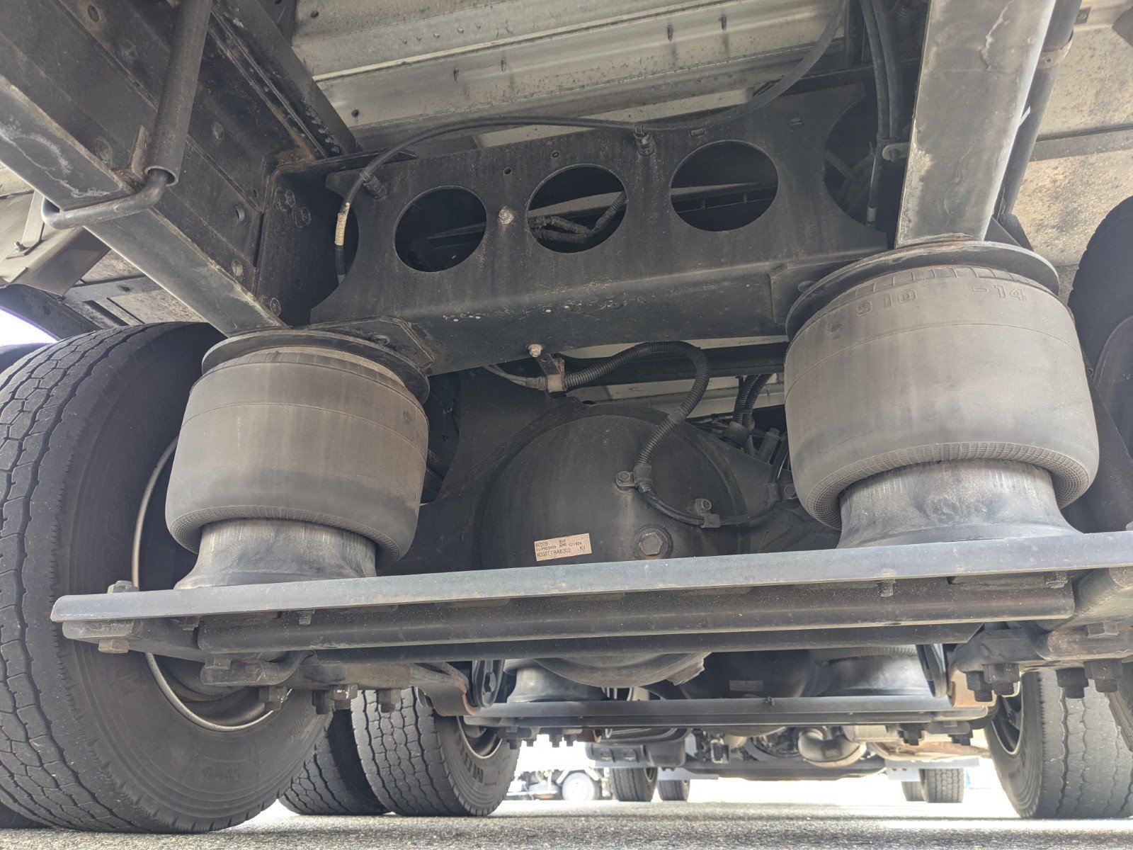 vehicle_image_20260309163237oBr0dTQ9xr.jpg