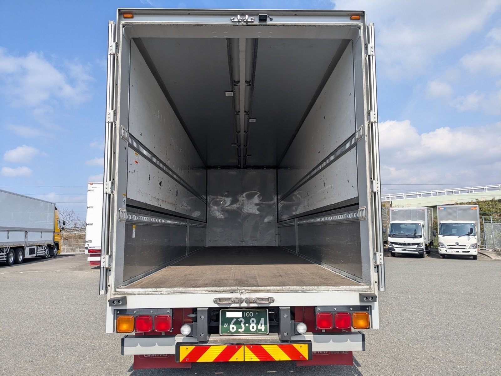 vehicle_image_20260309163237sLvSDCMuOA.jpg