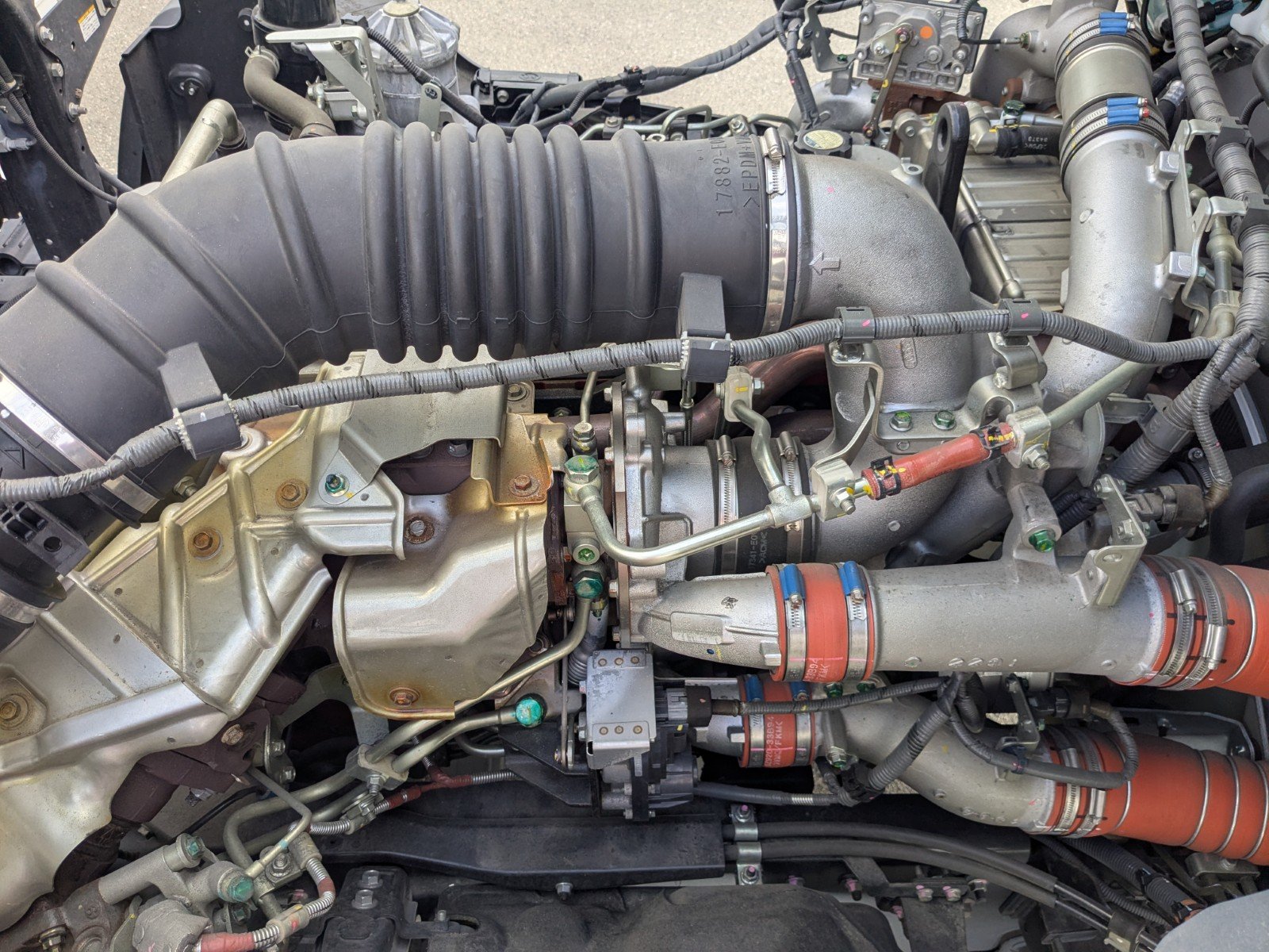vehicle_image_20260417100649TW0gmHHd1k.jpg