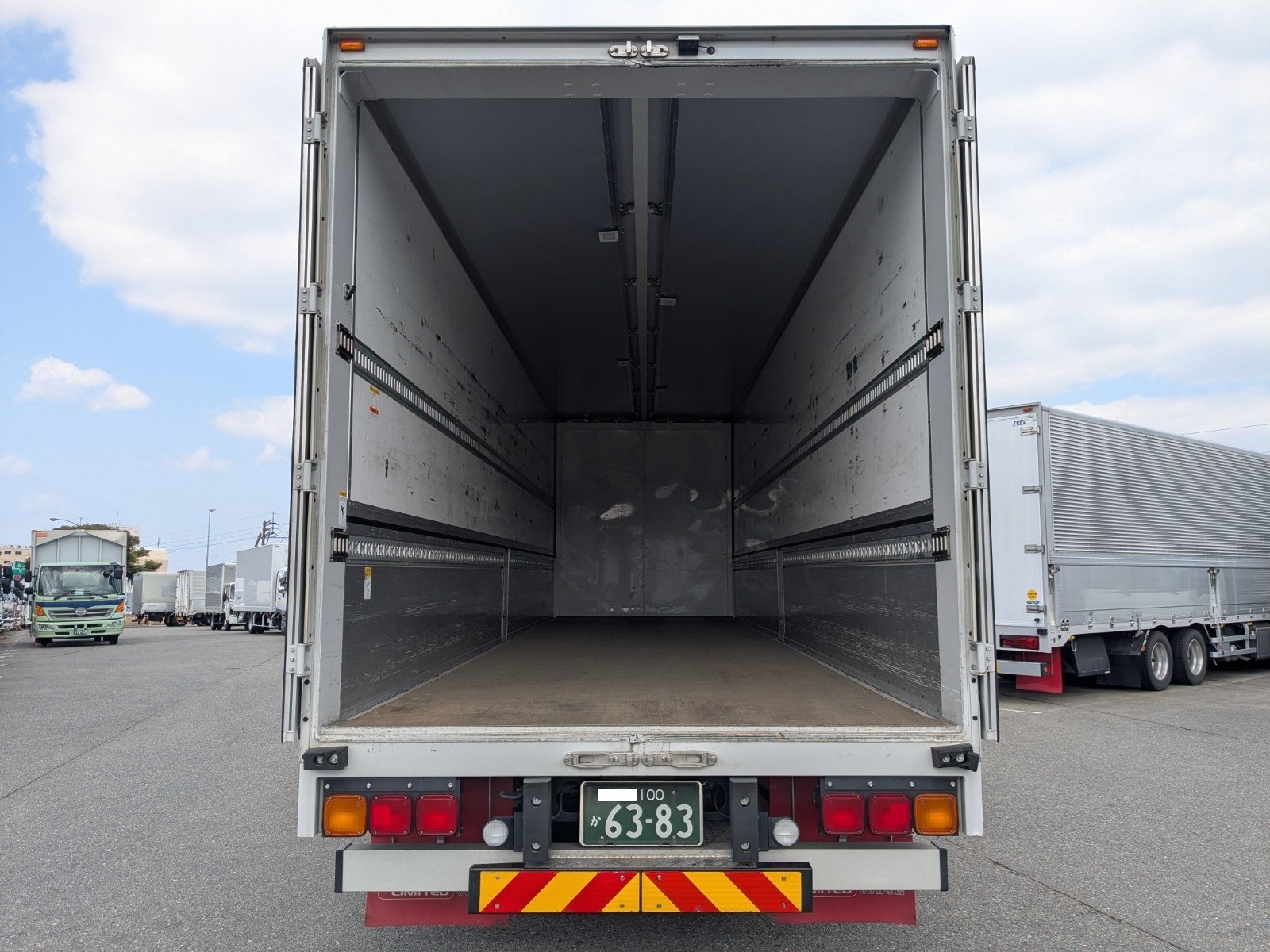 vehicle_image_20260310191654Wi3NlZ3bHj.jpg