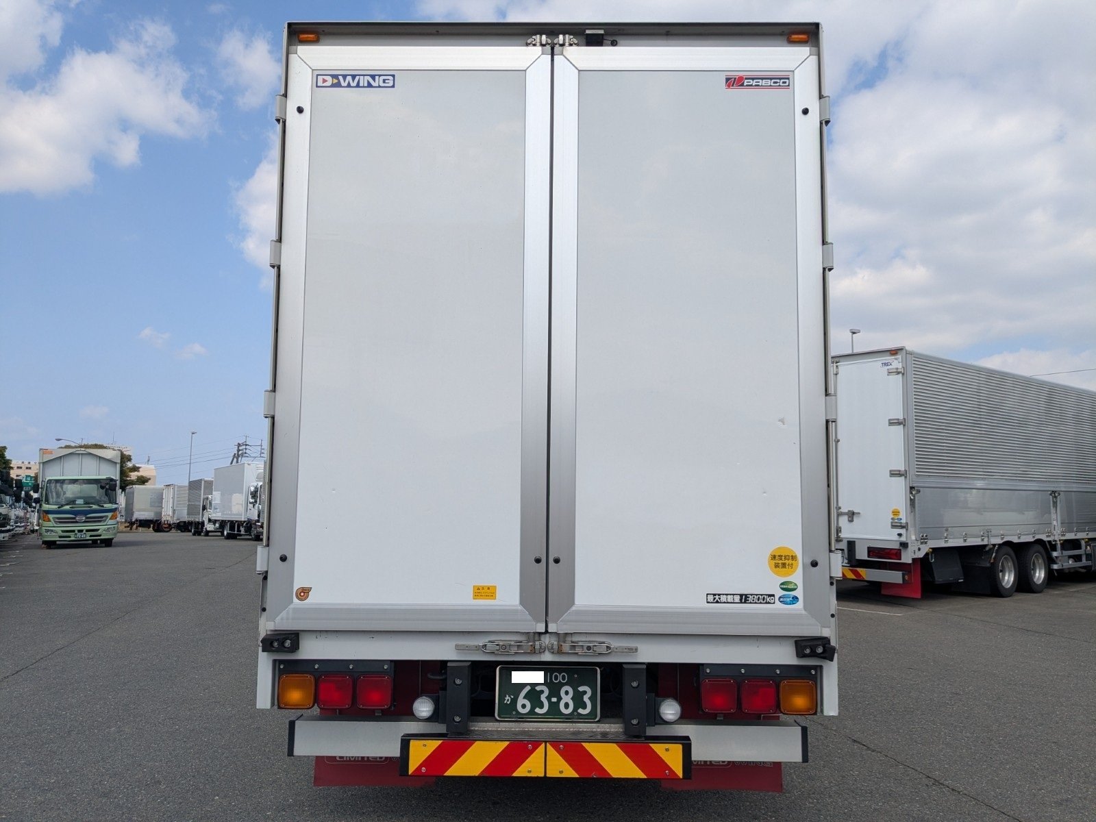 vehicle_image_20260310191654kPTeFfP7Rz.jpg