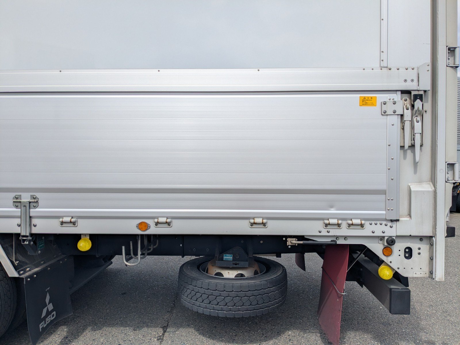 vehicle_image_20260310191654l7m9rZoAC6.jpg