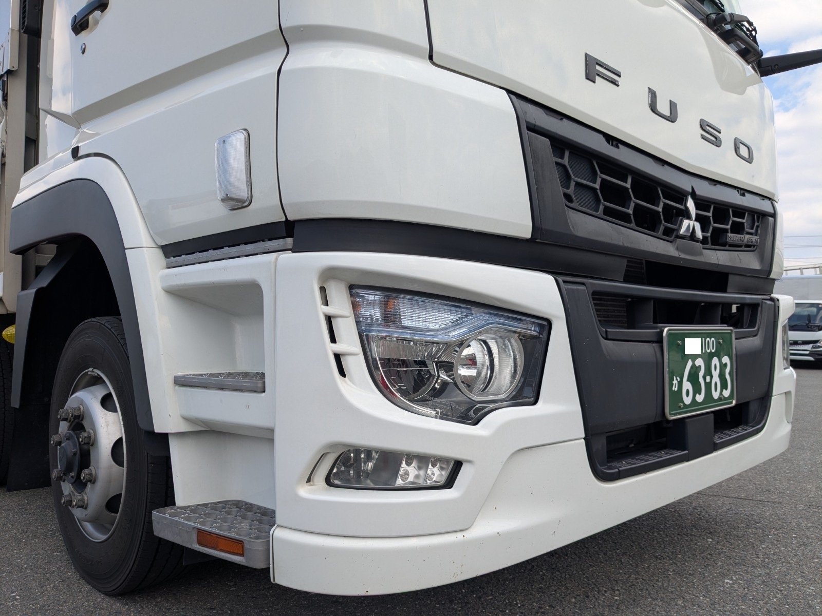 vehicle_image_20260310191654mlECgFivZk.jpg