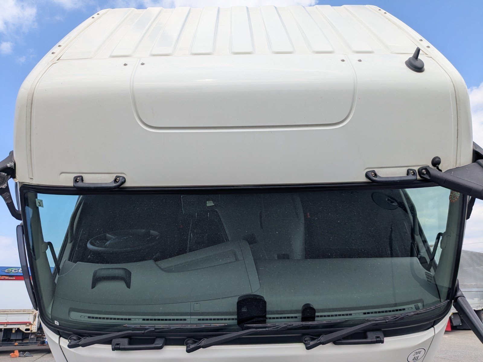 vehicle_image_20260310191654nw1kk0bciJ.jpg