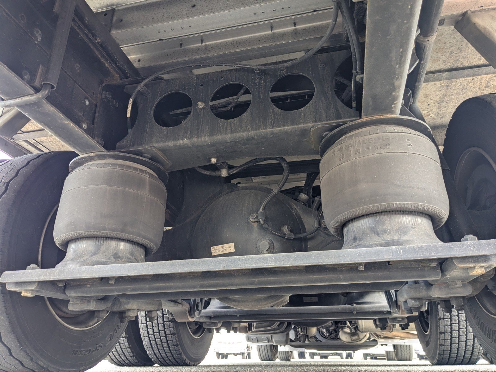 vehicle_image_20260310191654ycEA9jqR5t.jpg