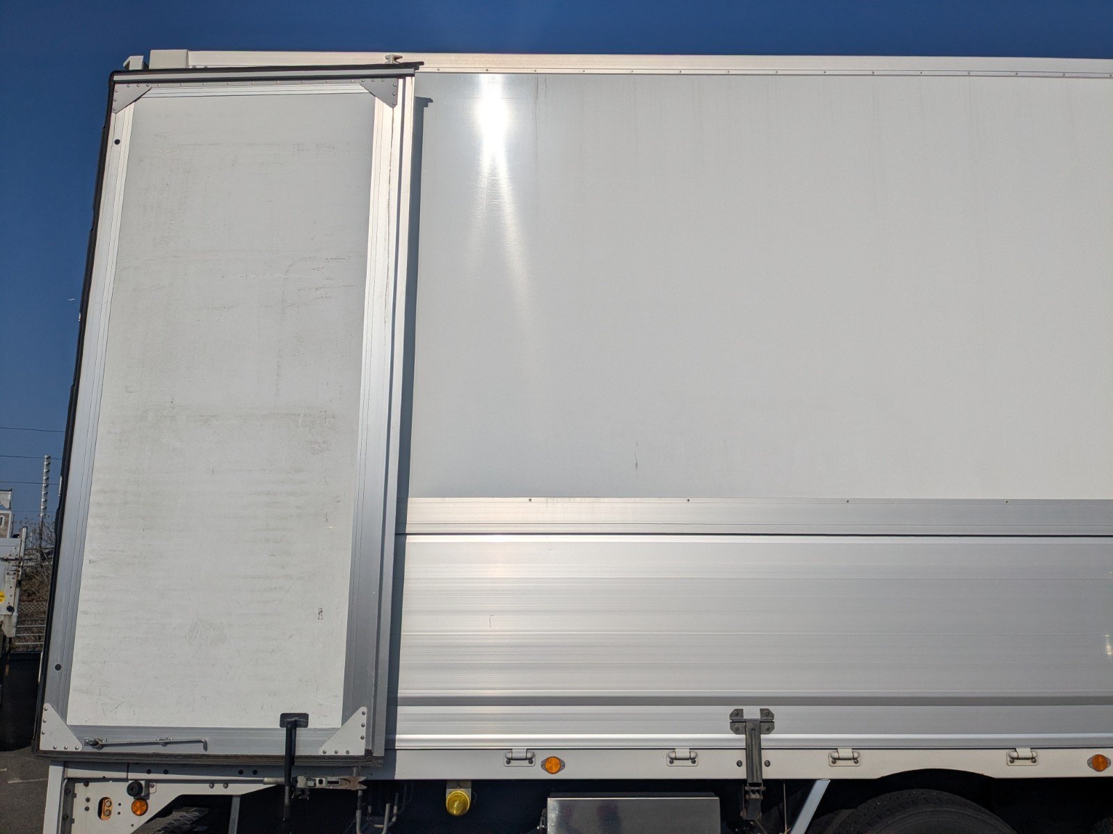 vehicle_image_20260312113139Dag4uFtW96.jpg