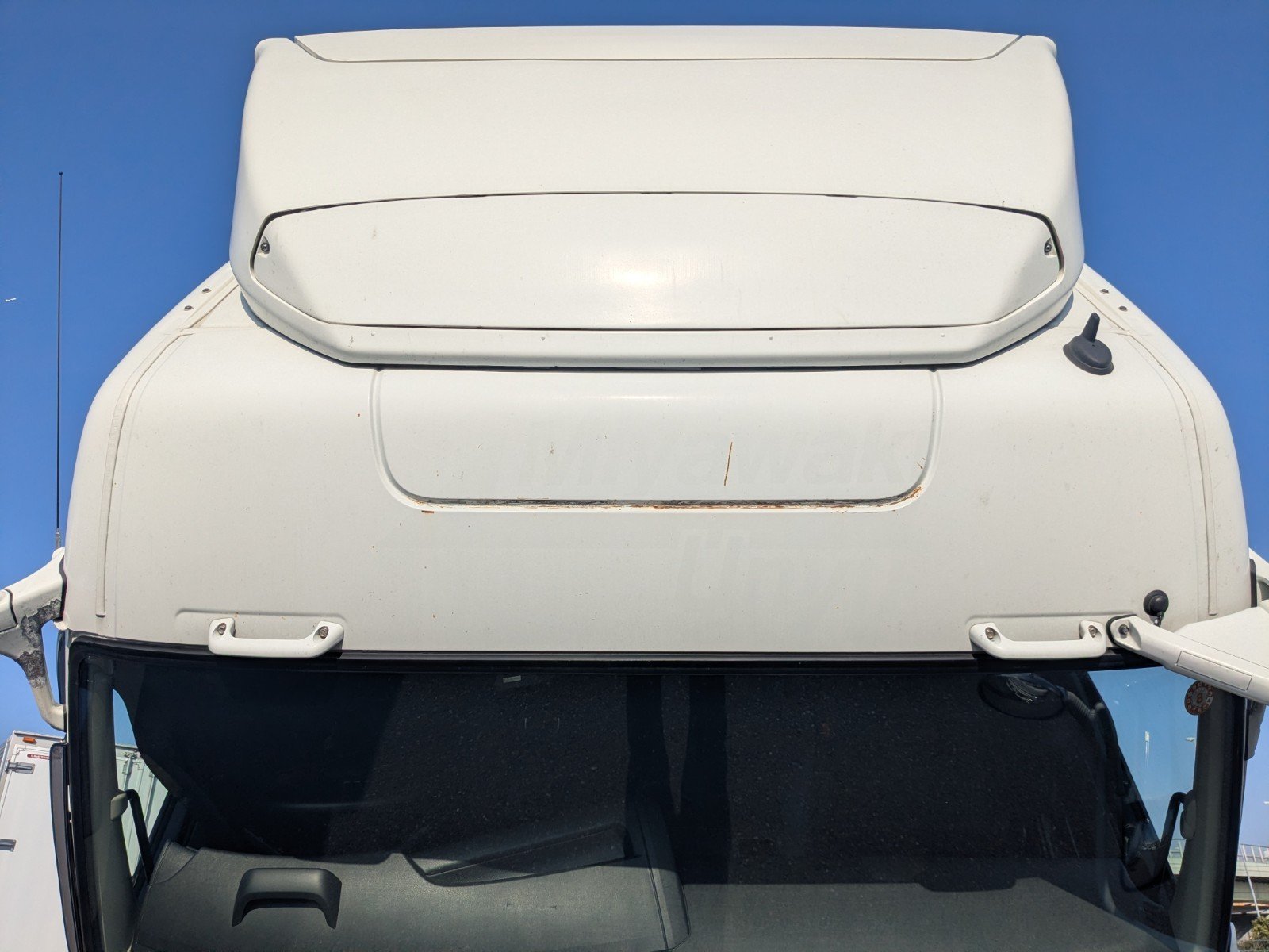 vehicle_image_20260312113139vUiArsHwZS.jpg