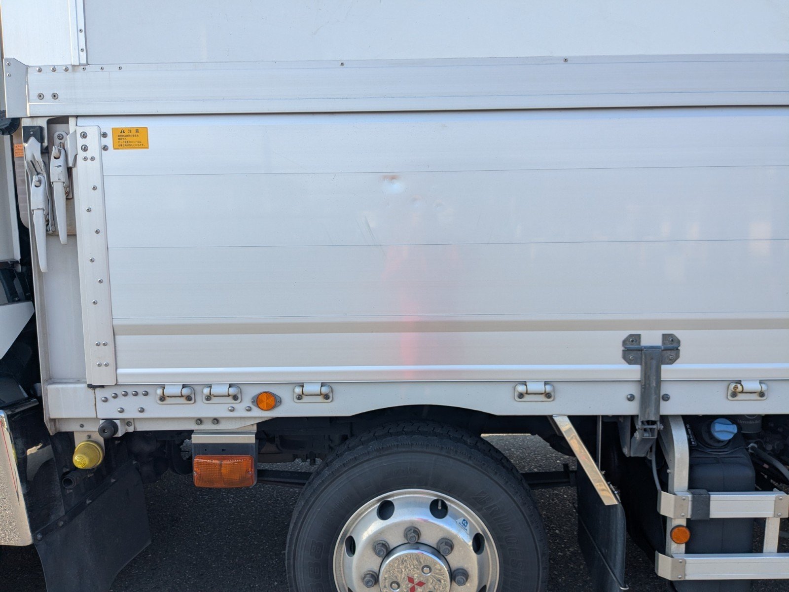 vehicle_image_20260312113139vglG4BZHl7.jpg