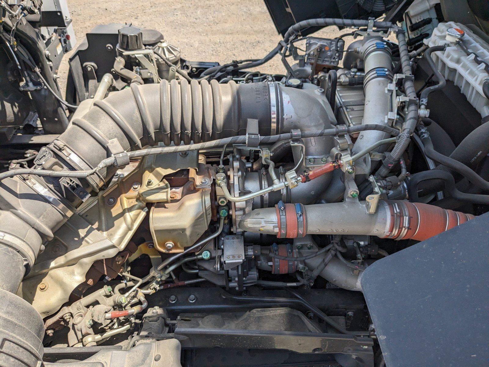 vehicle_image_20260518170548ADNPrNIysG.jpg
