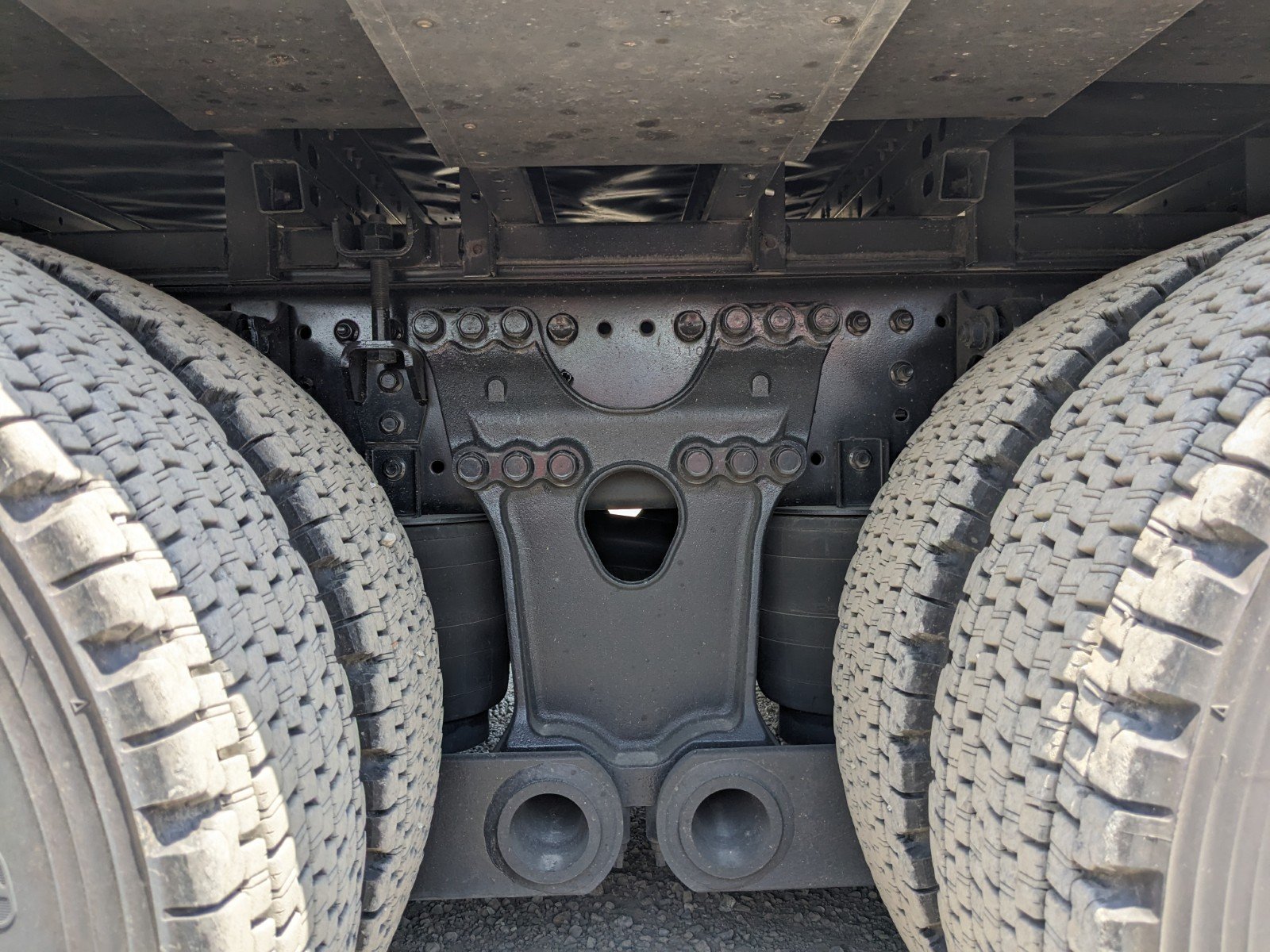 vehicle_image_20260518170548ixZtpNr5rn.jpg