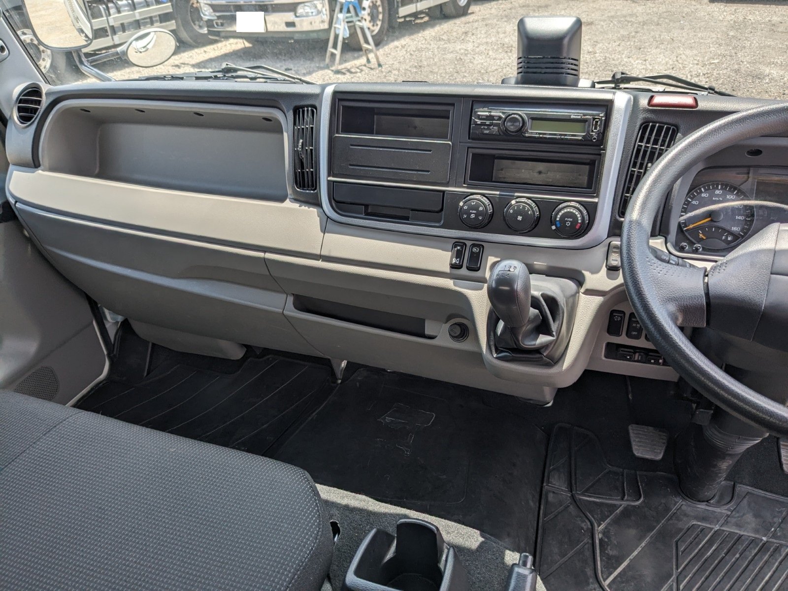 vehicle_image_202605181656106naWdWHeml.jpg