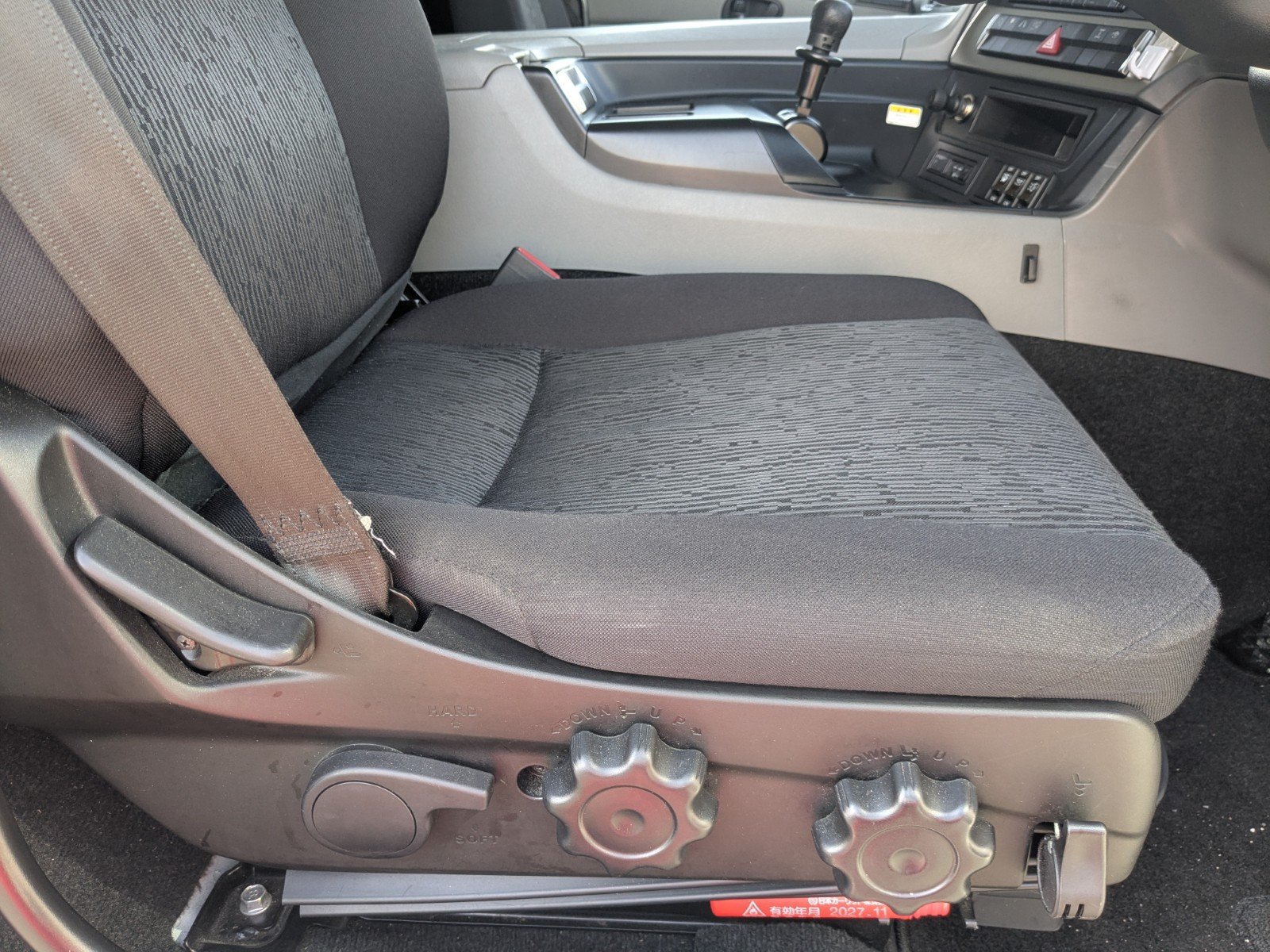 vehicle_image_20260327181344fj58uZvxnY.jpg