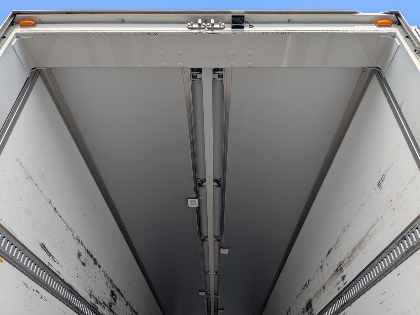 vehicle_image_20260327181344gRr7HI0gWw.jpg