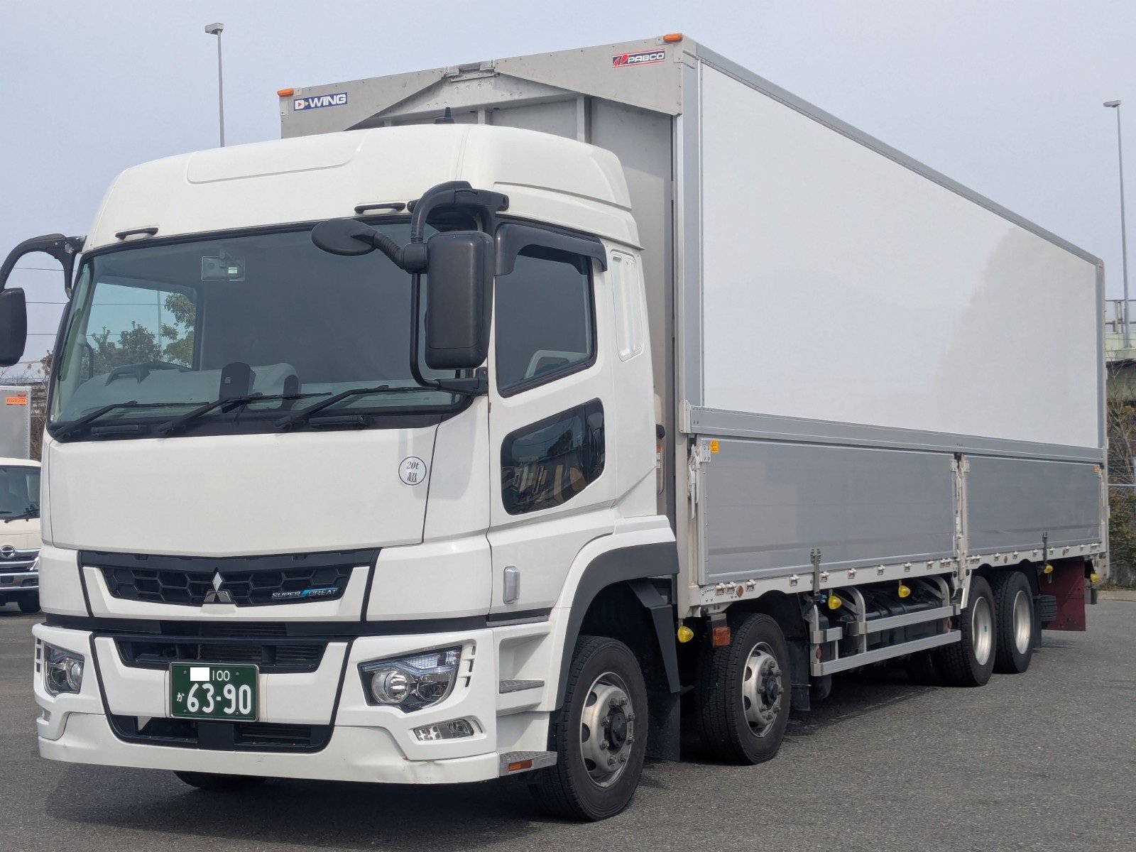 vehicle_image_20260330193133f8Wb3gVLHq.jpg