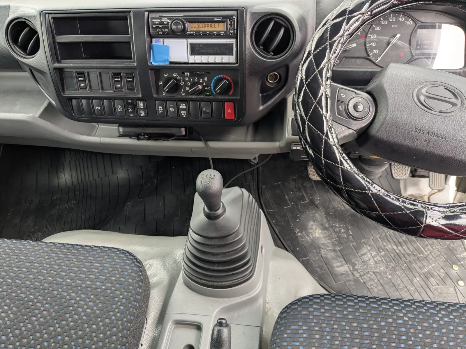 vehicle_image_20260708145010d2jrrs8NFE.webp