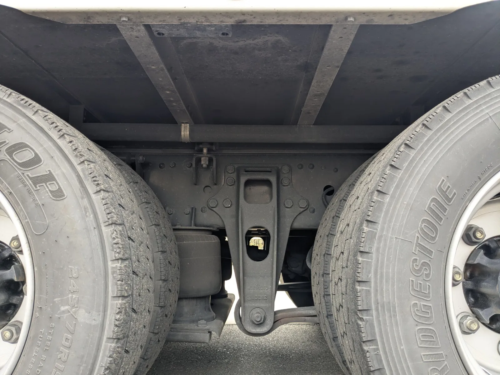 vehicle_image_20260724173349pYjwU096w5.webp