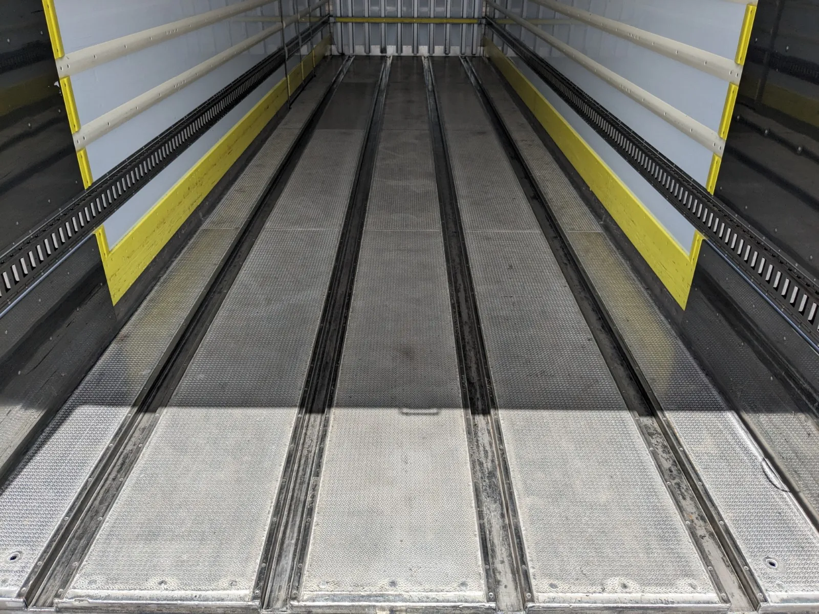 vehicle_image_20260730154106Wdch3aGfHs.webp