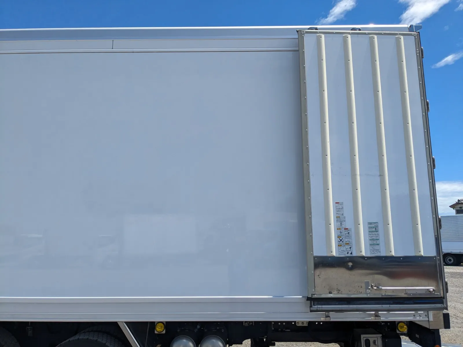 vehicle_image_20260730154110jRCObSnU1t.webp