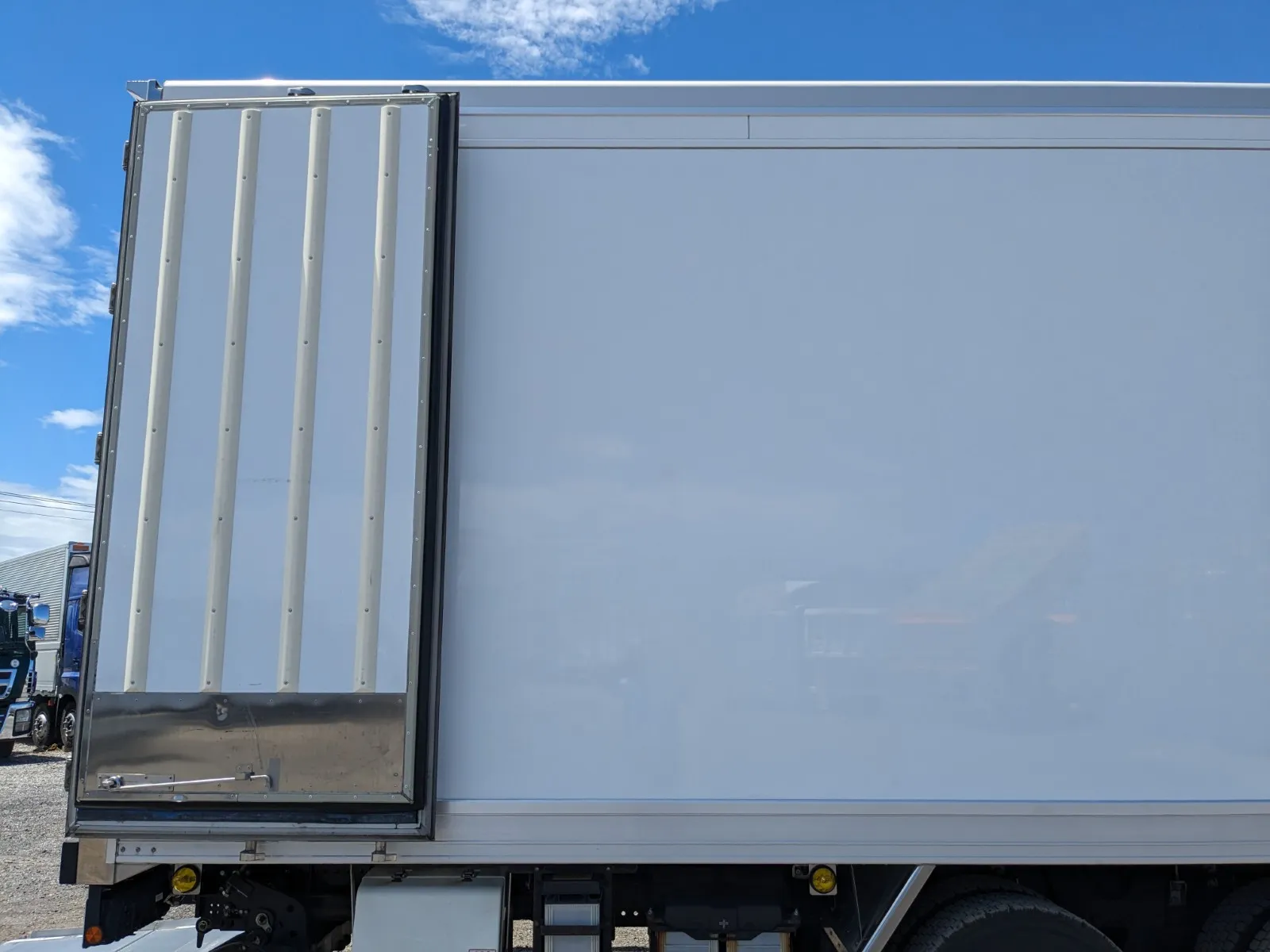 vehicle_image_20260730154115LmrlVJisb5.webp