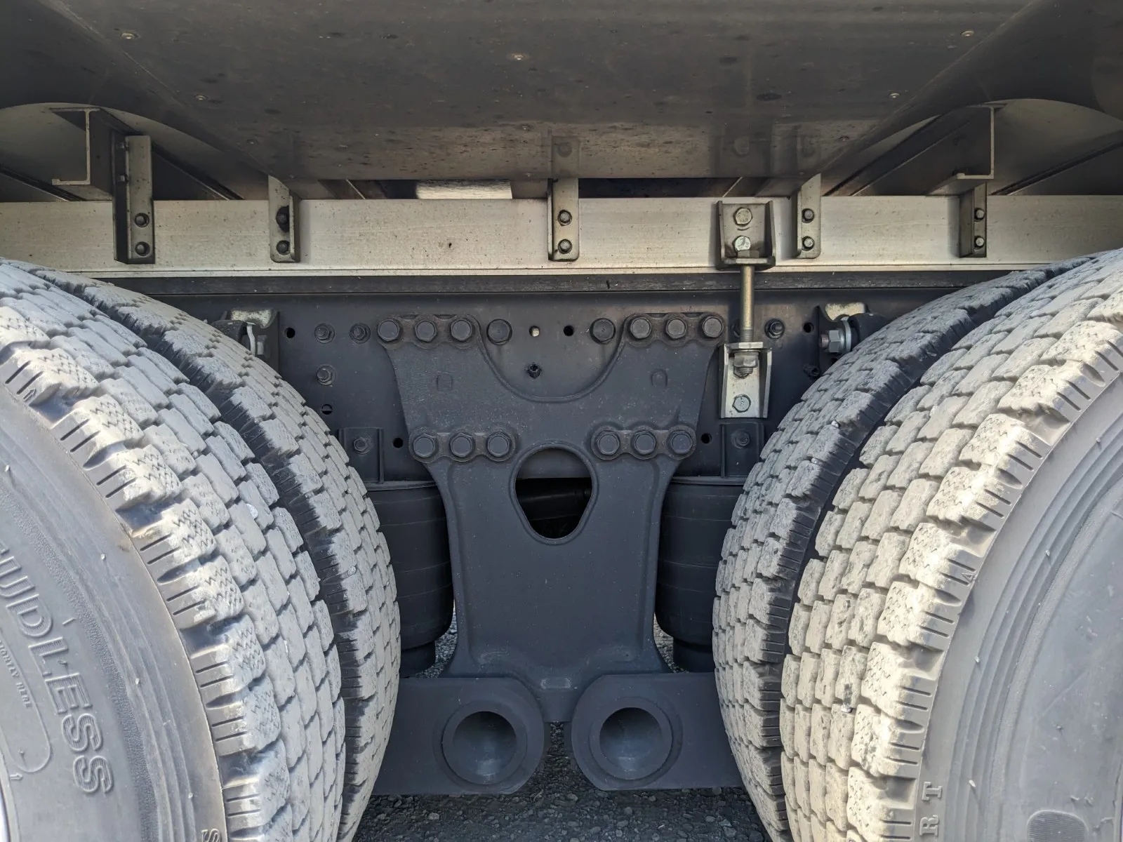 vehicle_image_20260730154115cDX9u3h24d.webp