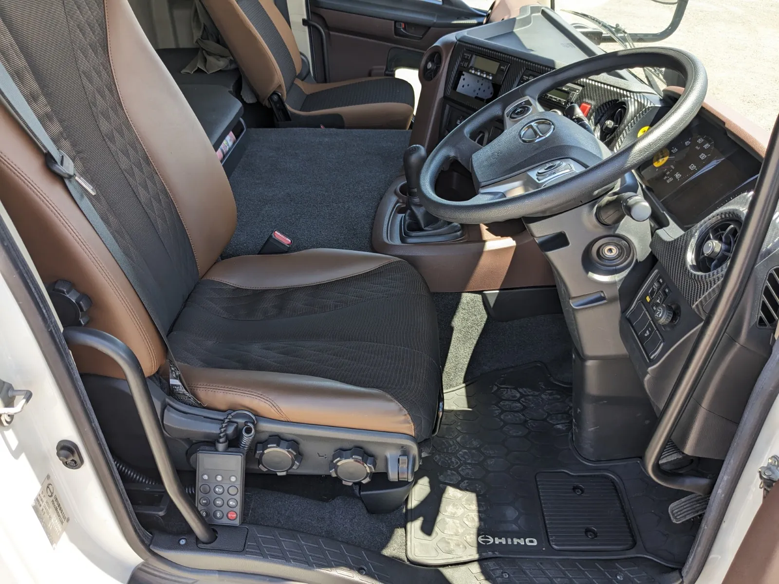 vehicle_image_20260730154118BqcZEnEBXB.webp