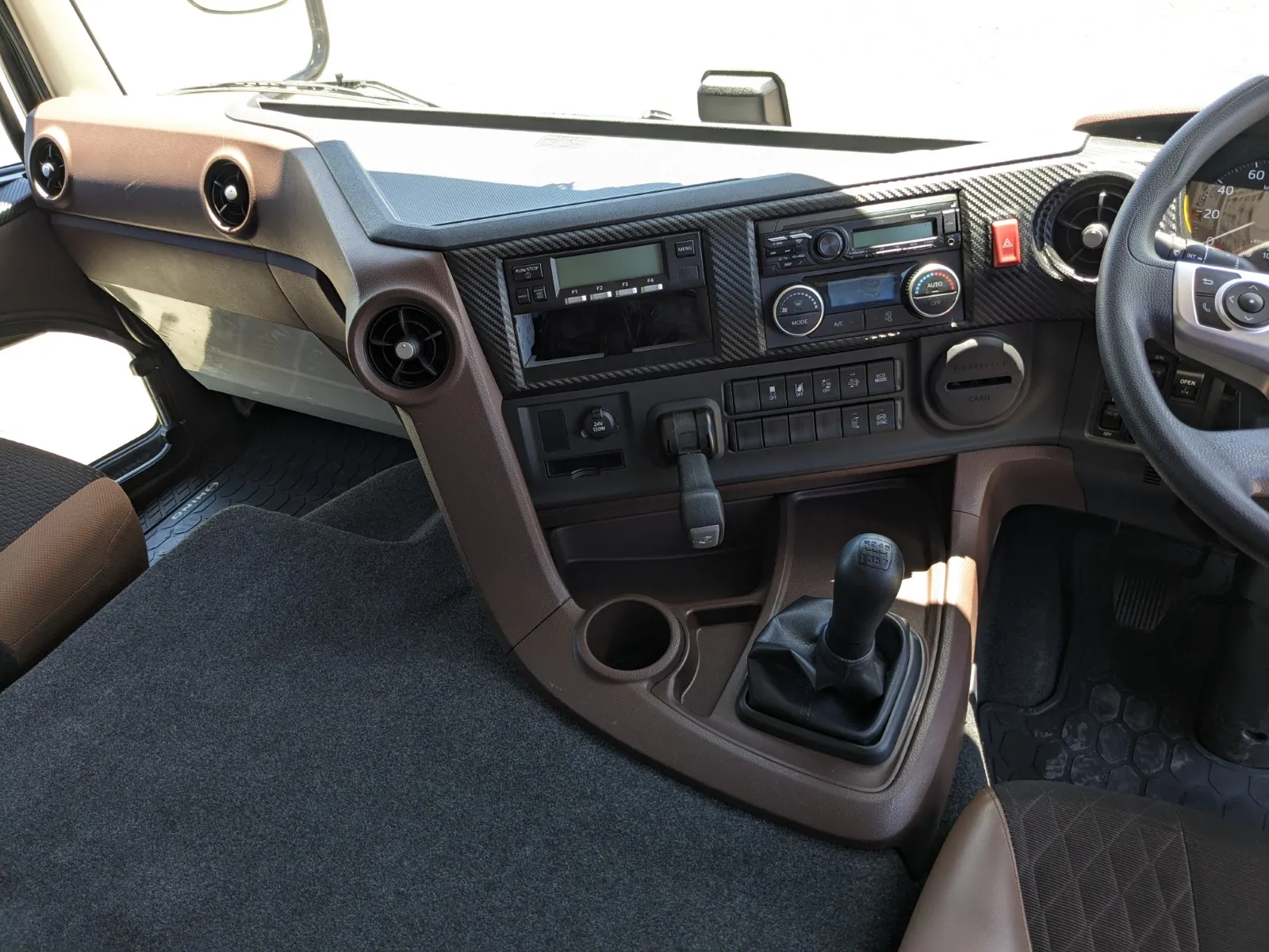 vehicle_image_20260730154119JWLvYwtCSs.webp
